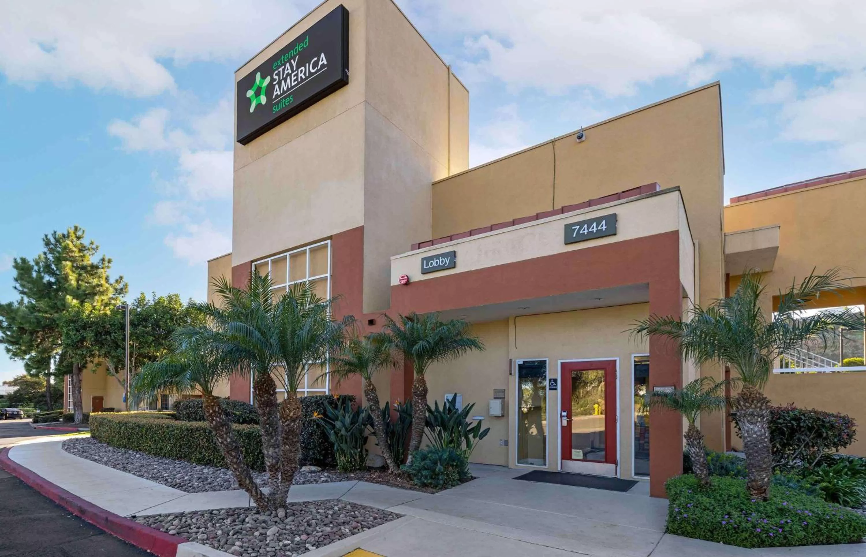 Property building in Extended Stay America Suites - San Diego - Fashion Valley