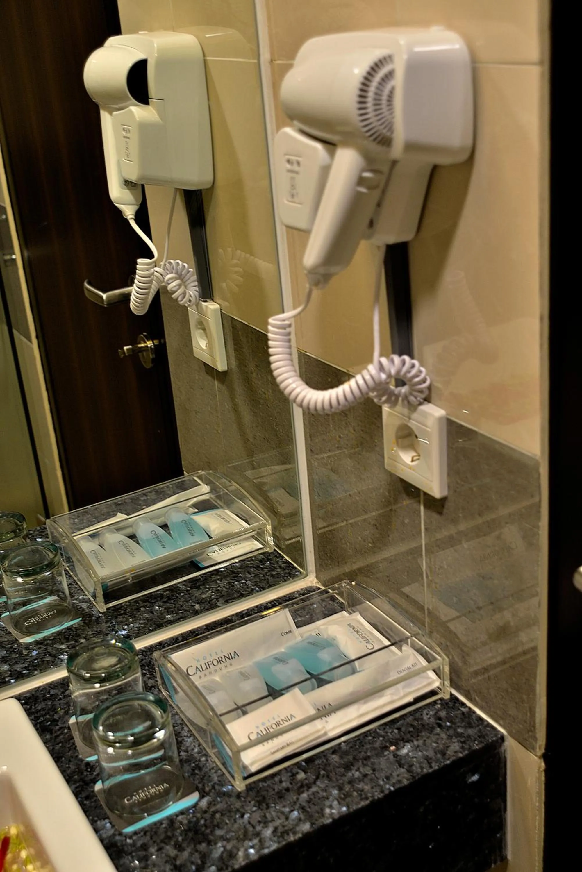 Bathroom in Hotel California Bandung