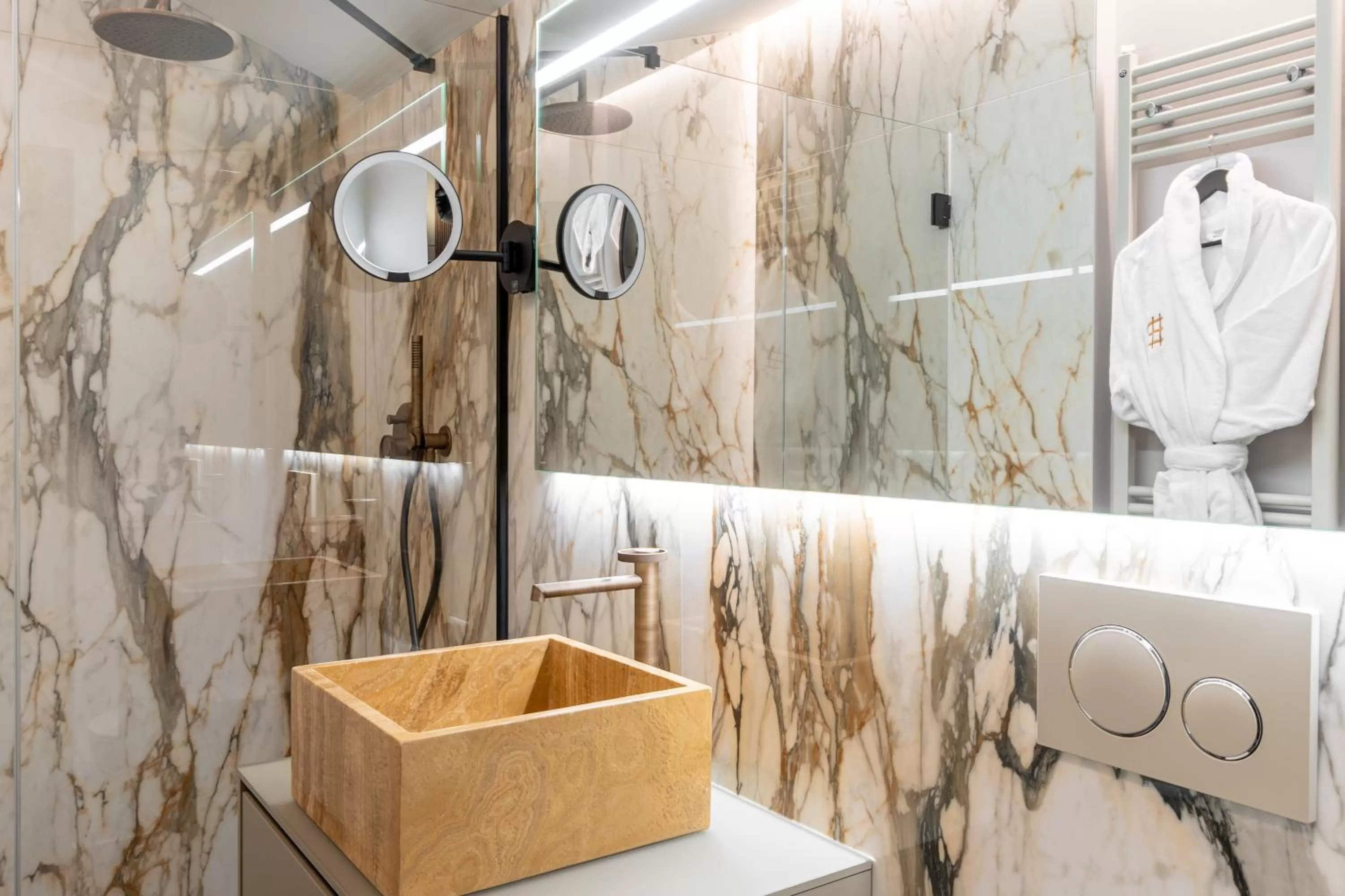 Bathroom in Smart Hotel Binario - Self Check-In