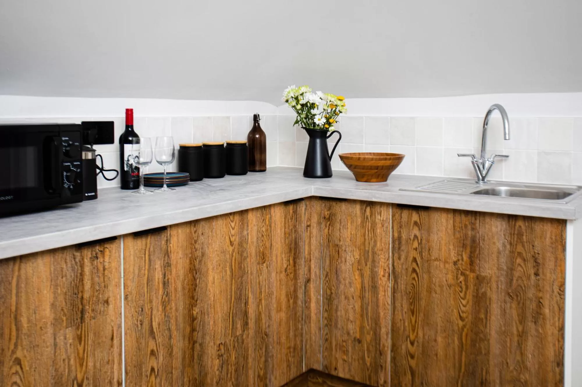 Kitchen/Kitchenette in Settle in Southampton