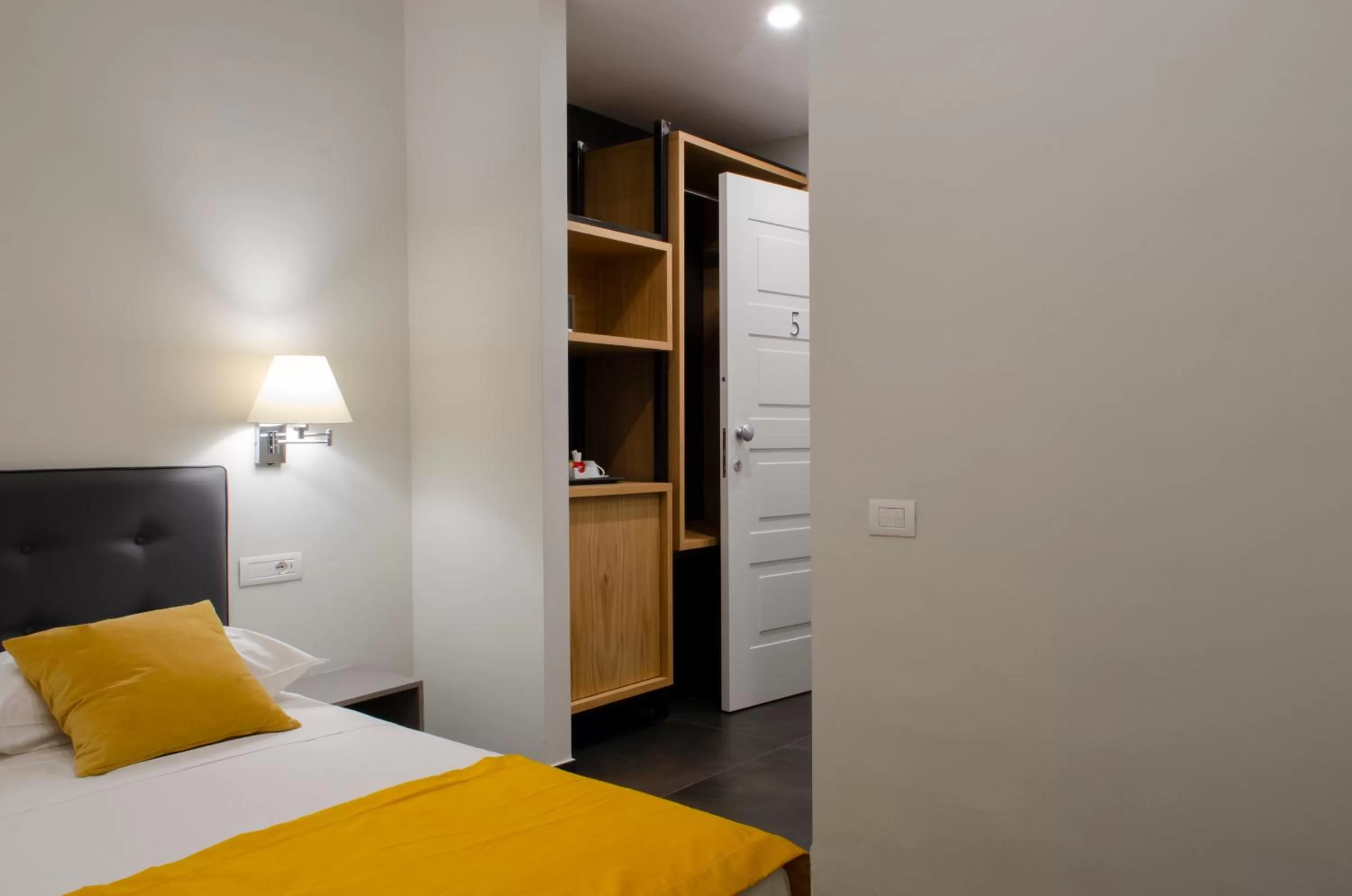 Photo of the whole room, Bed in Napoli Svelata