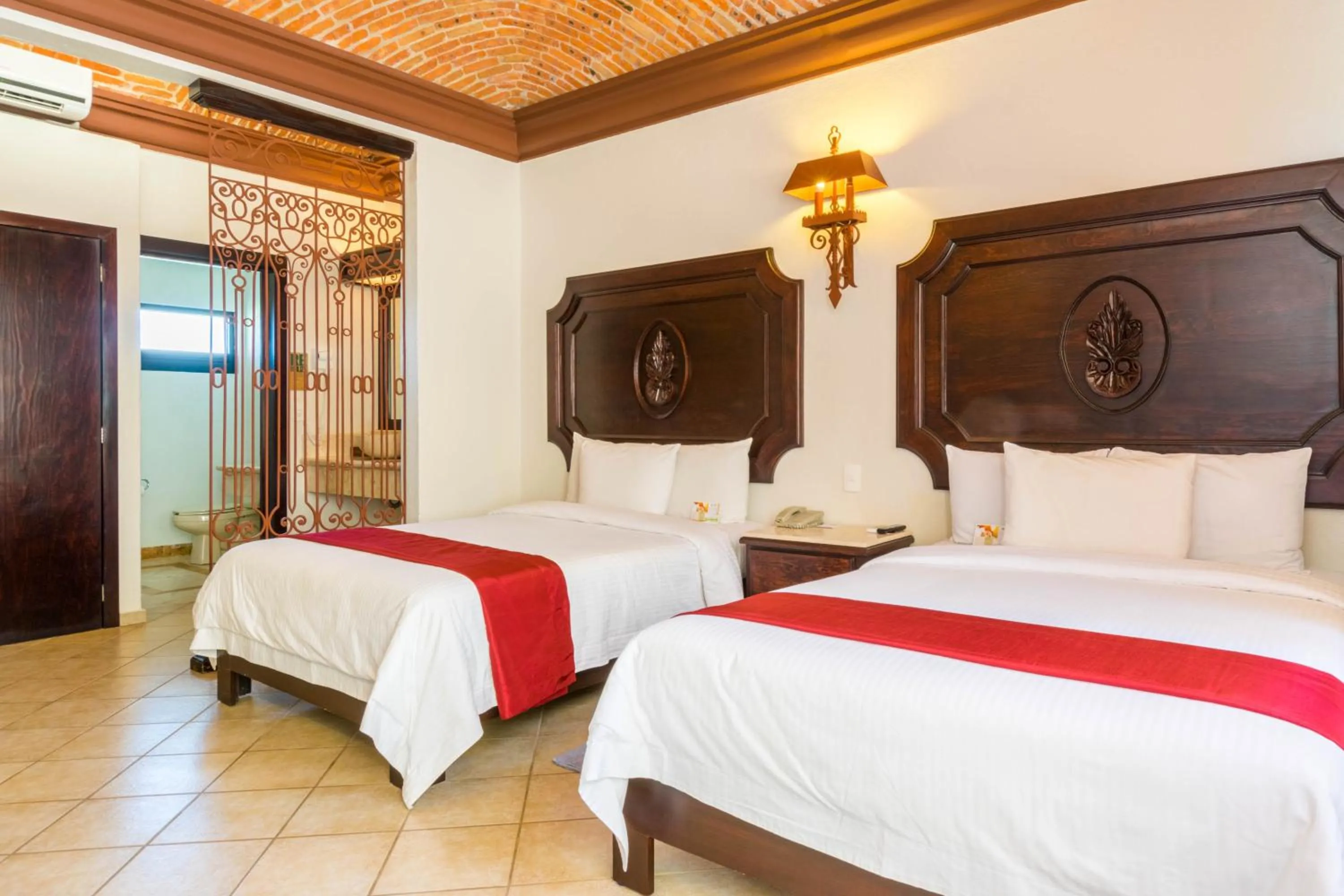 Photo of the whole room, Bed in Imperio De Angeles