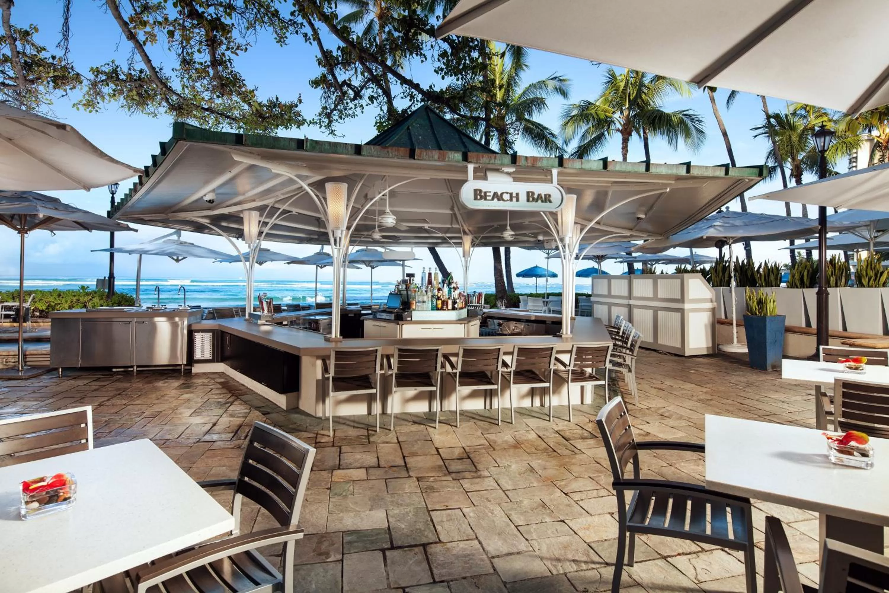 Beach in Moana Surfrider, A Westin Resort & Spa, Waikiki Beach