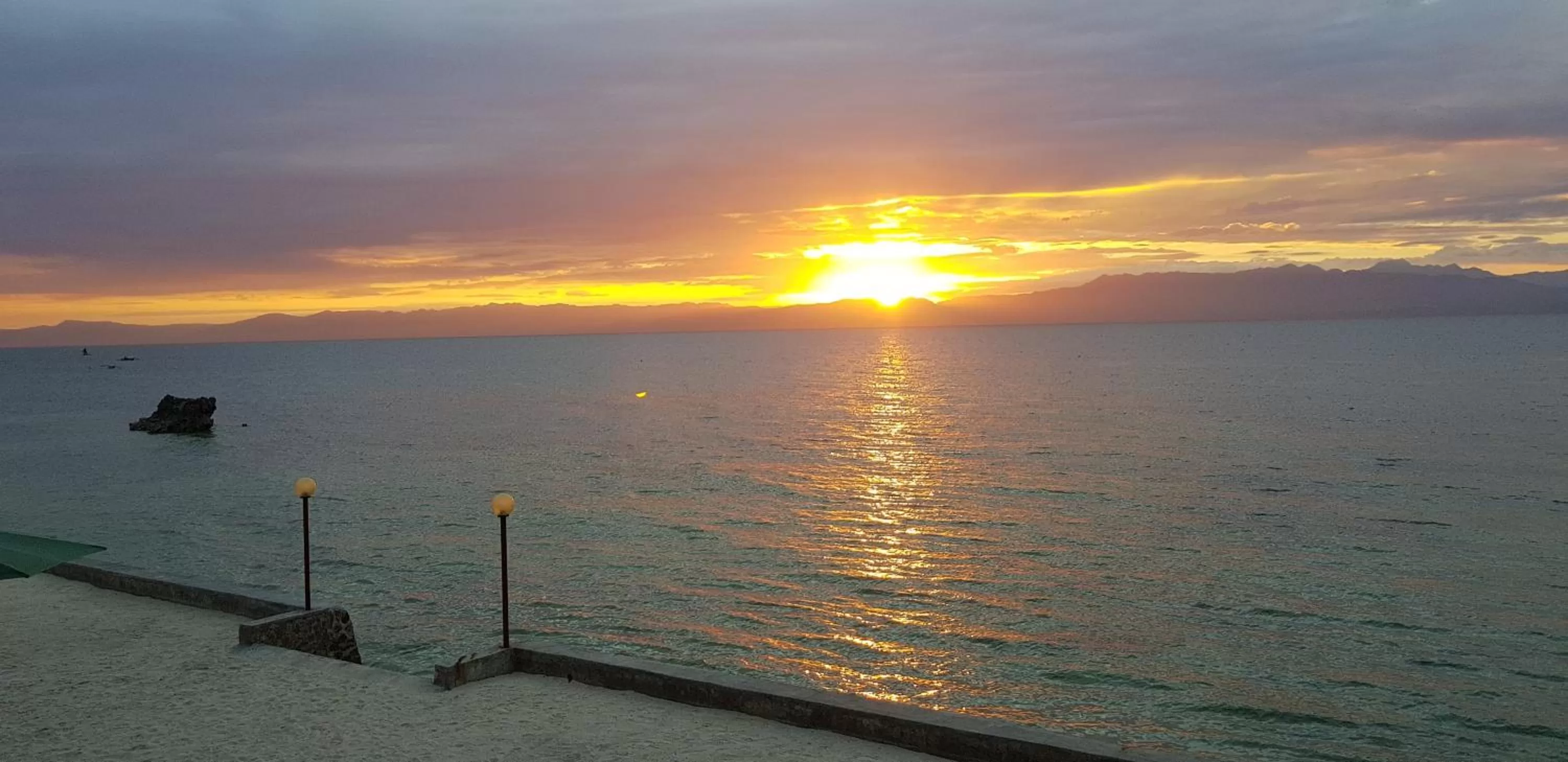 Beach in Tauig Beach Resort