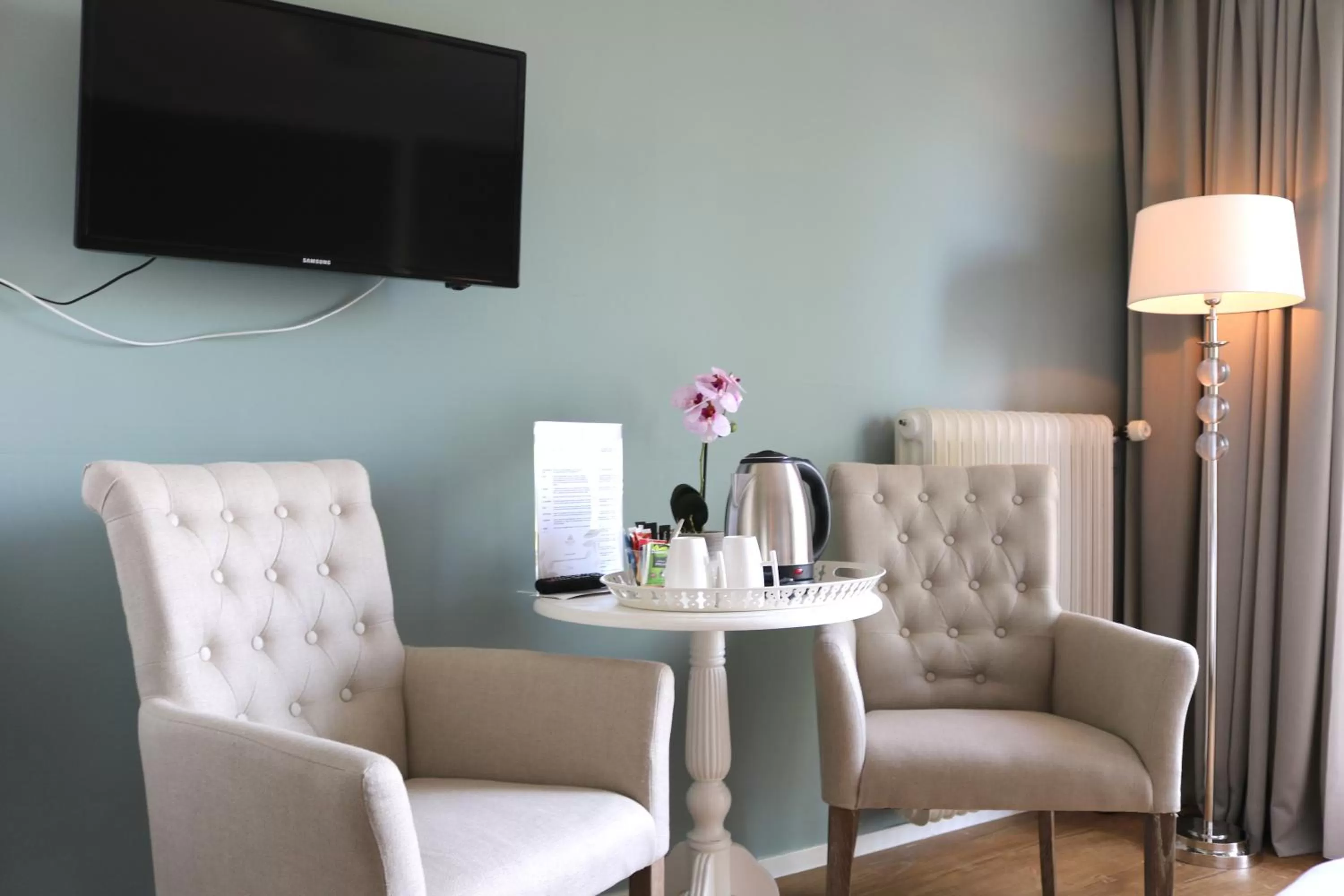 Seating area in Hotel Brull