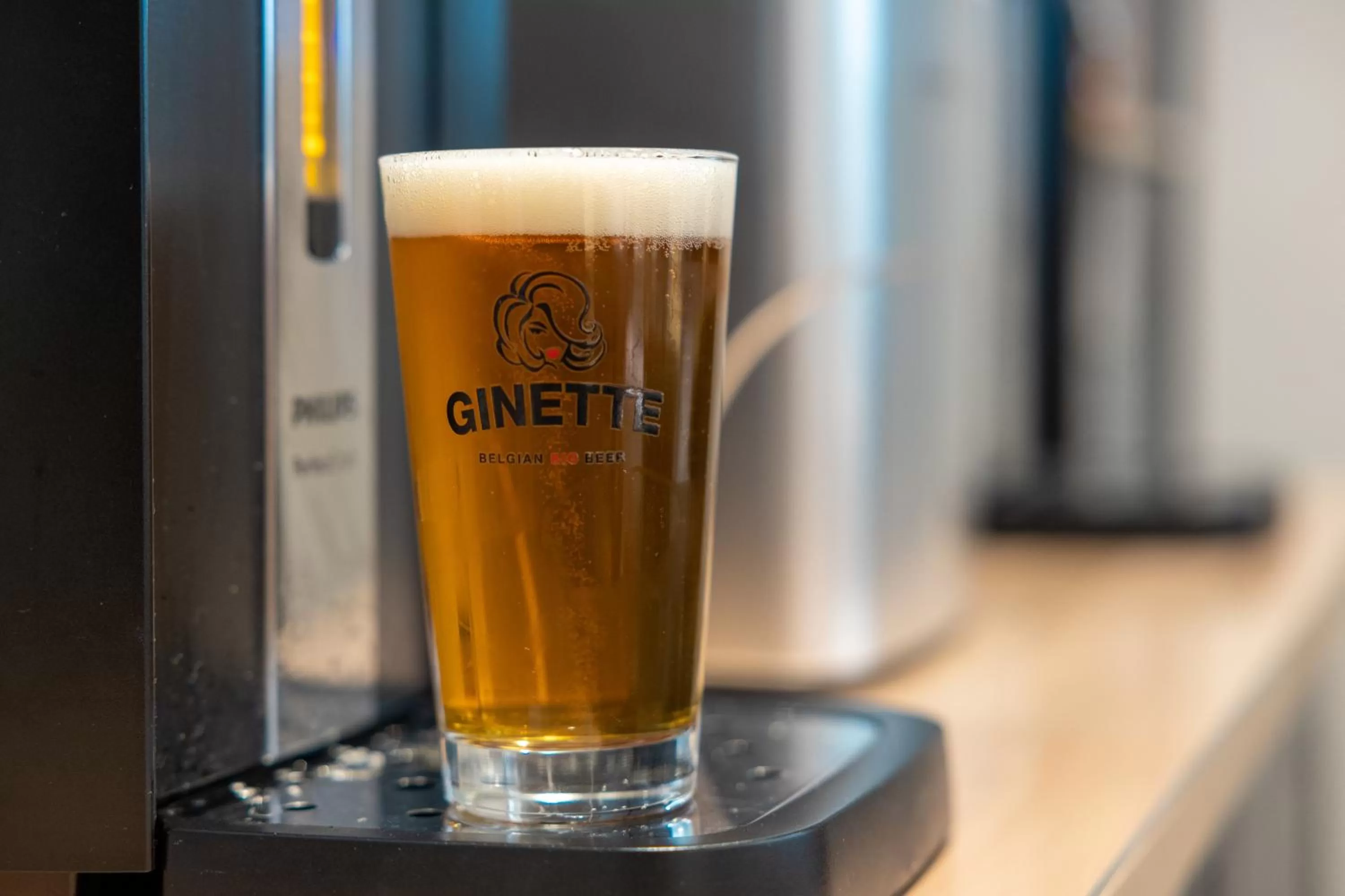 Lounge or bar in B&B HOTEL Troyes Magasins d'usine