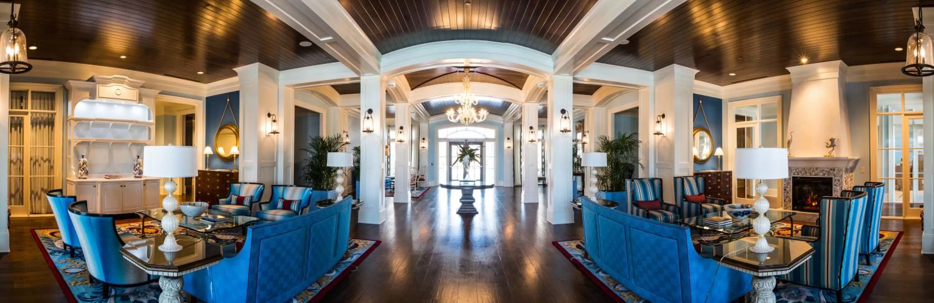 Lobby or reception in The Beach Club at Charleston Harbor Resort and Marina
