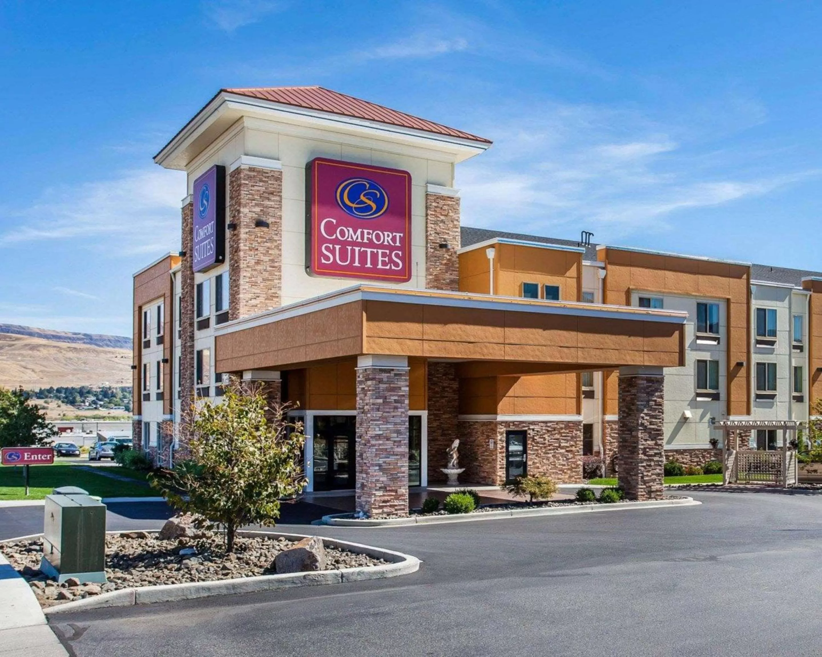Property building in Comfort Suites Wenatchee Gateway