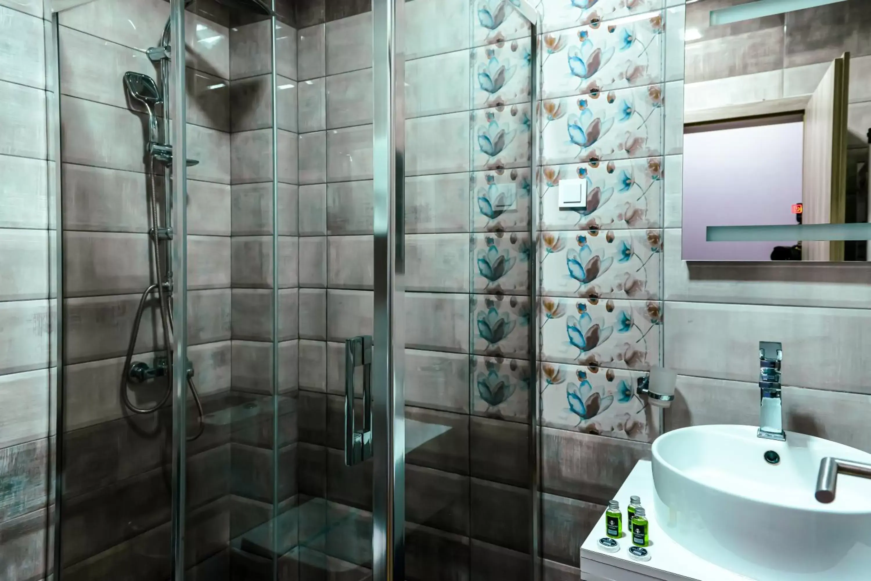 Double or Twin Room with Balcony in Verdisso Hotel & Restaurant Double or Twin Room with Balcony in Verdisso Hotel & Restaurant