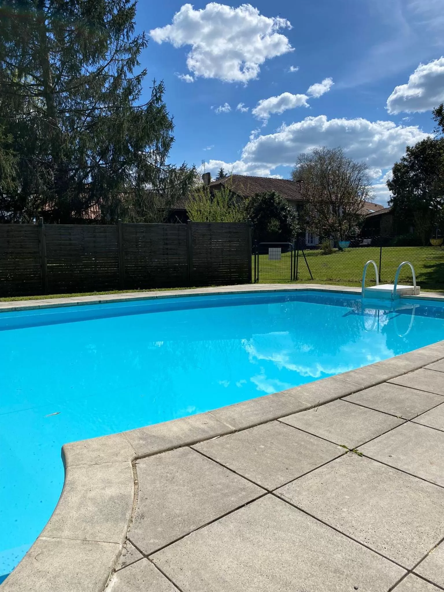 Swimming Pool in Fleur de Lys