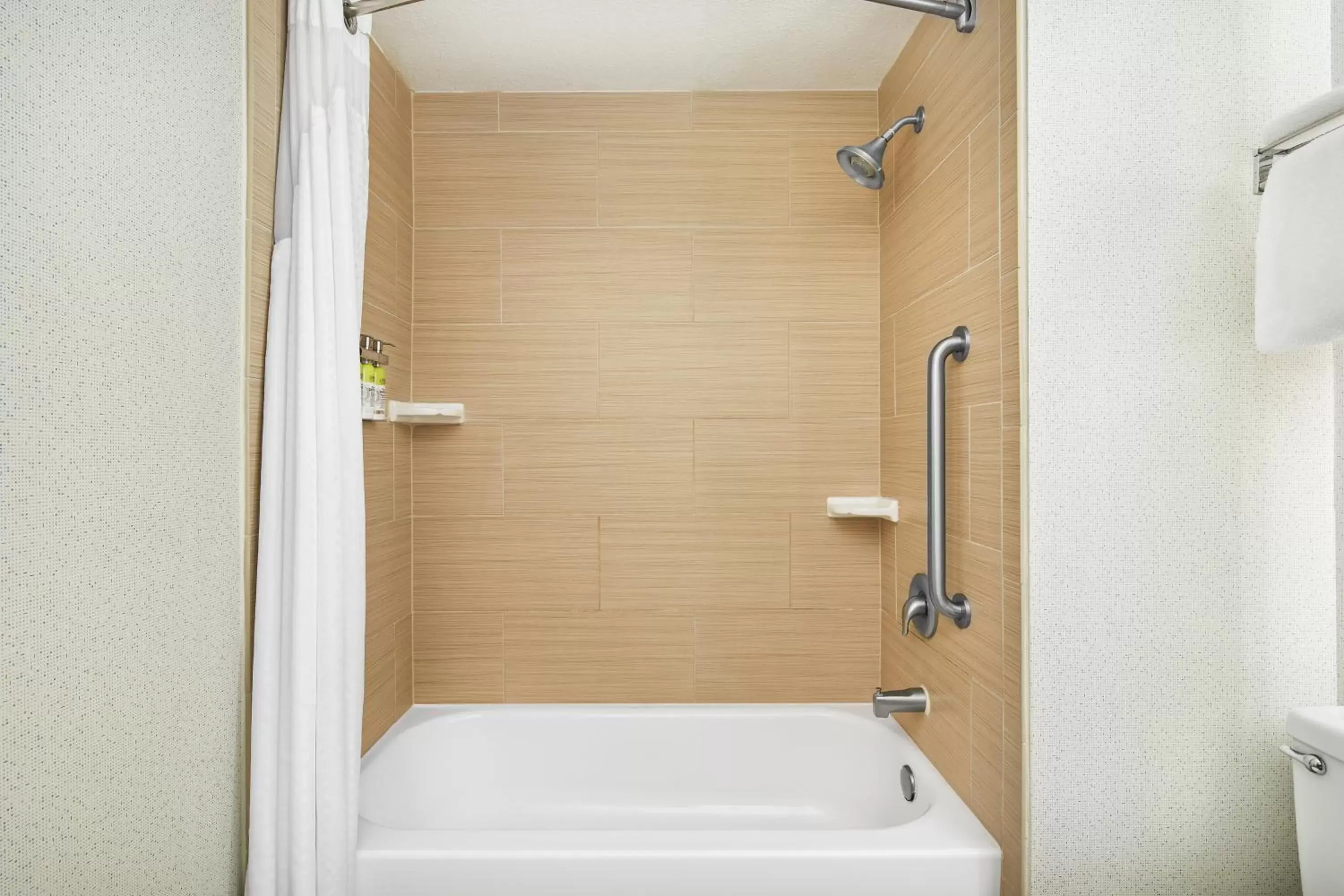 Executive Suite in Holiday Inn Express & Suites Jacksonville South East - Medical Center Area by IHG Executive Suite in Holiday Inn Express & Suites Jacksonville South East - Medical Center Area by IHG