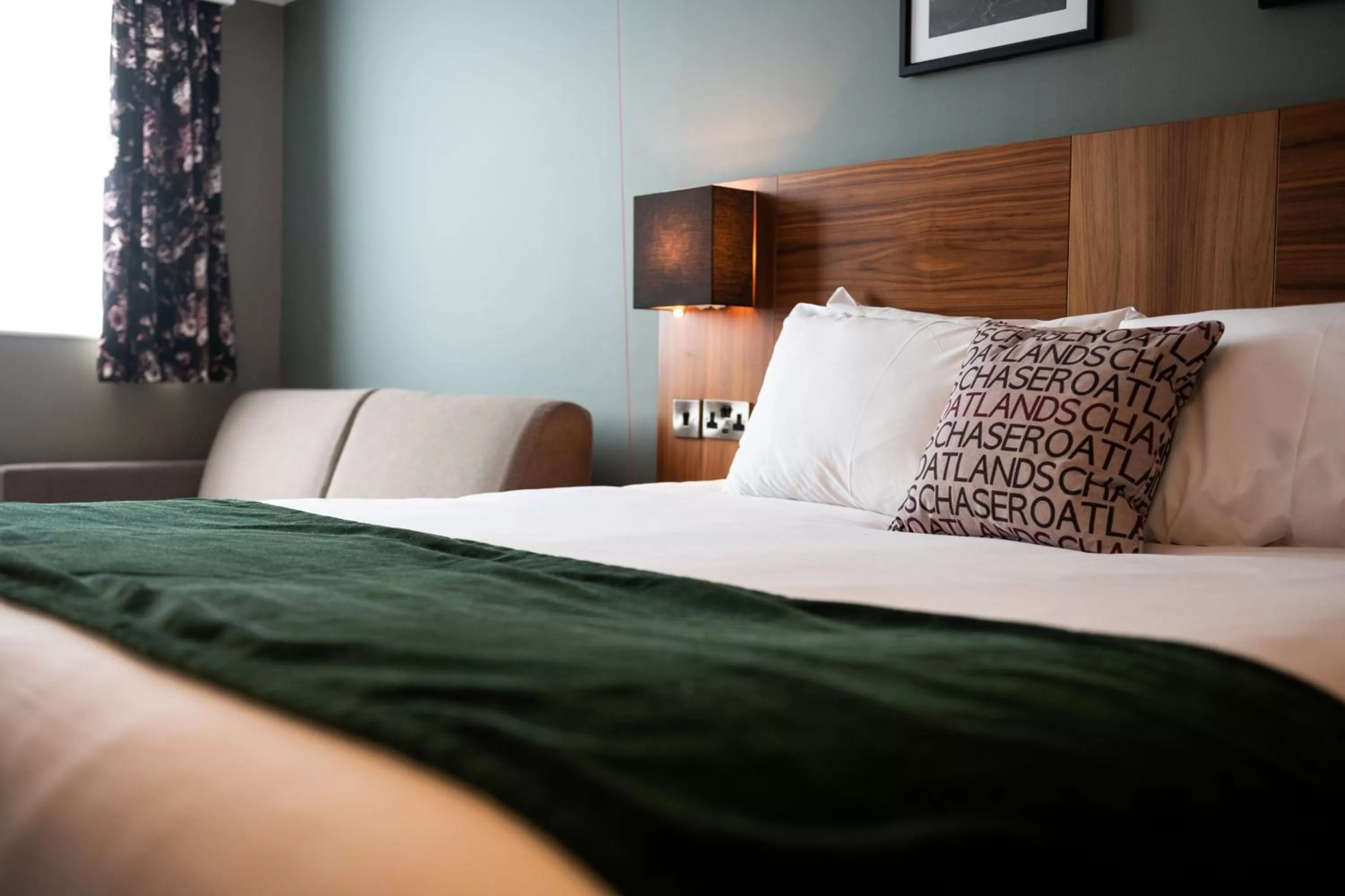 Bed in The Oatlands Chaser by Innkeeper's Collection