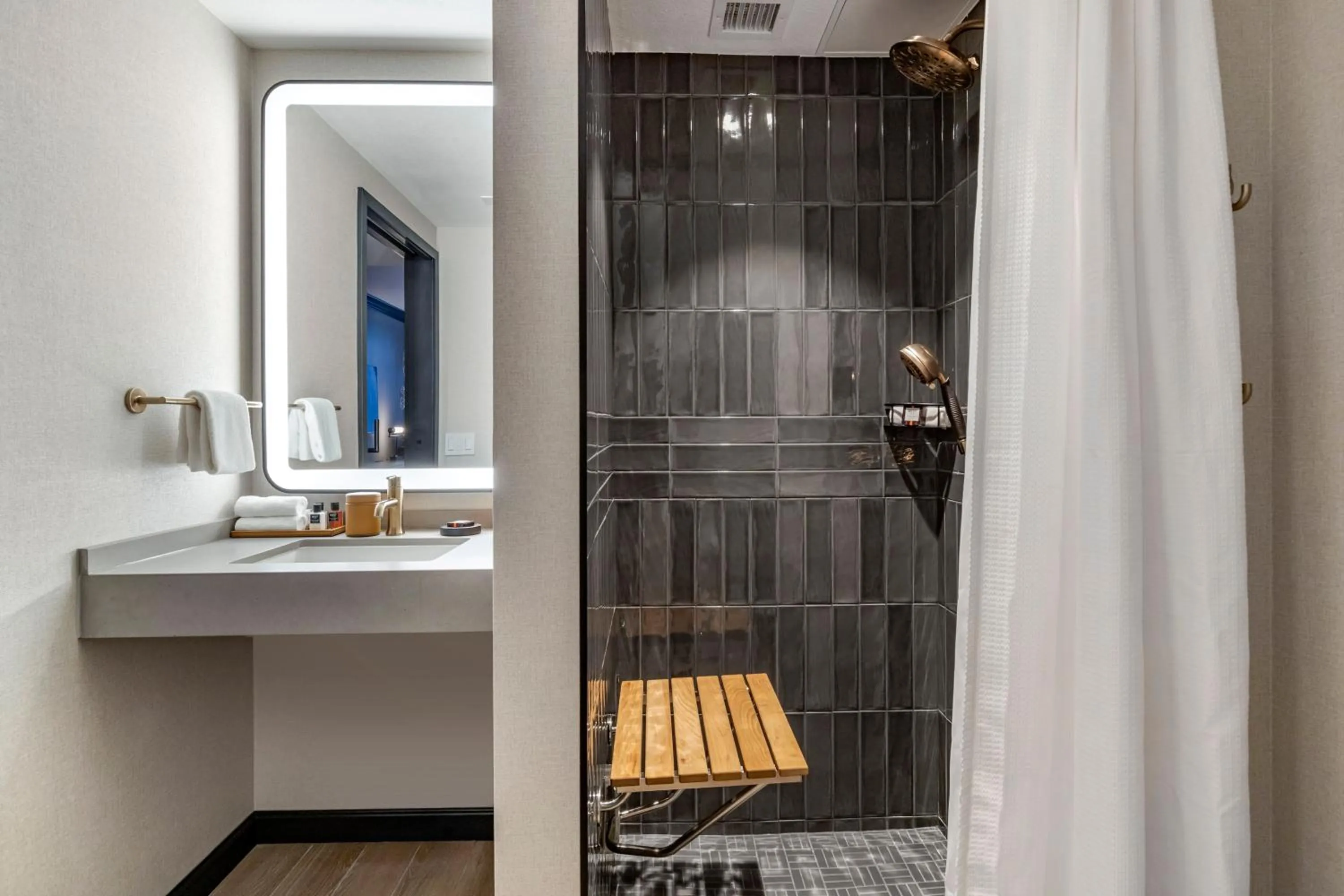 Photo of the whole room in Omni Austin Hotel Downtown