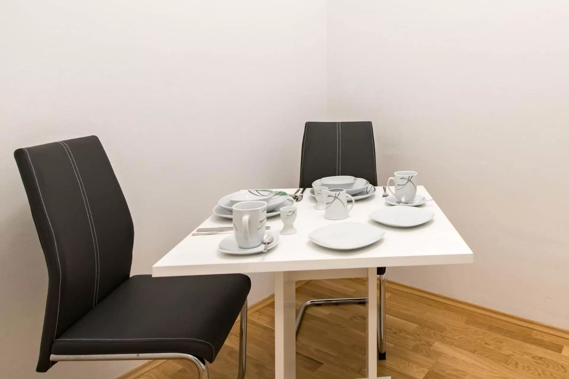 Dining Area in Minihotel Graz Apartments