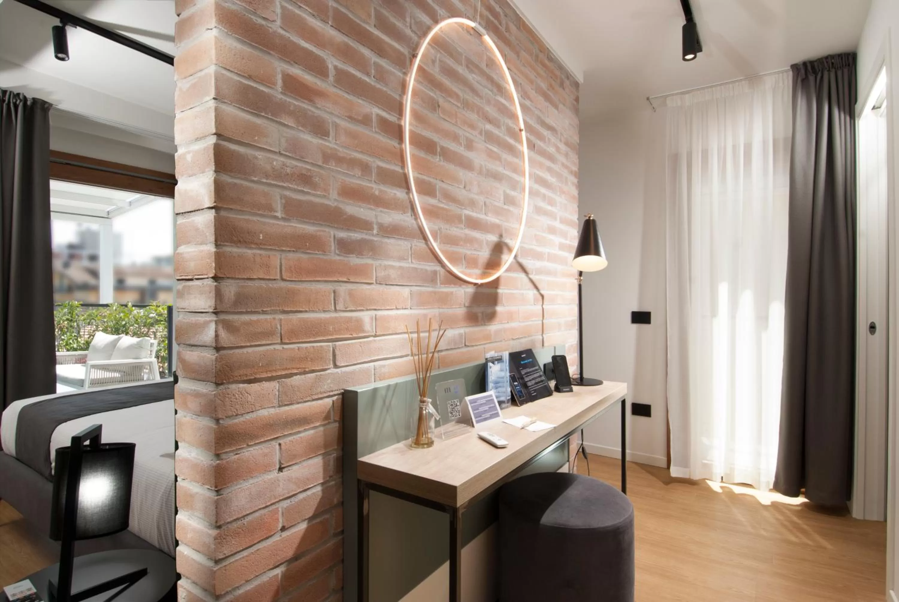 Meg Lifestyle Hotel & Apartaments