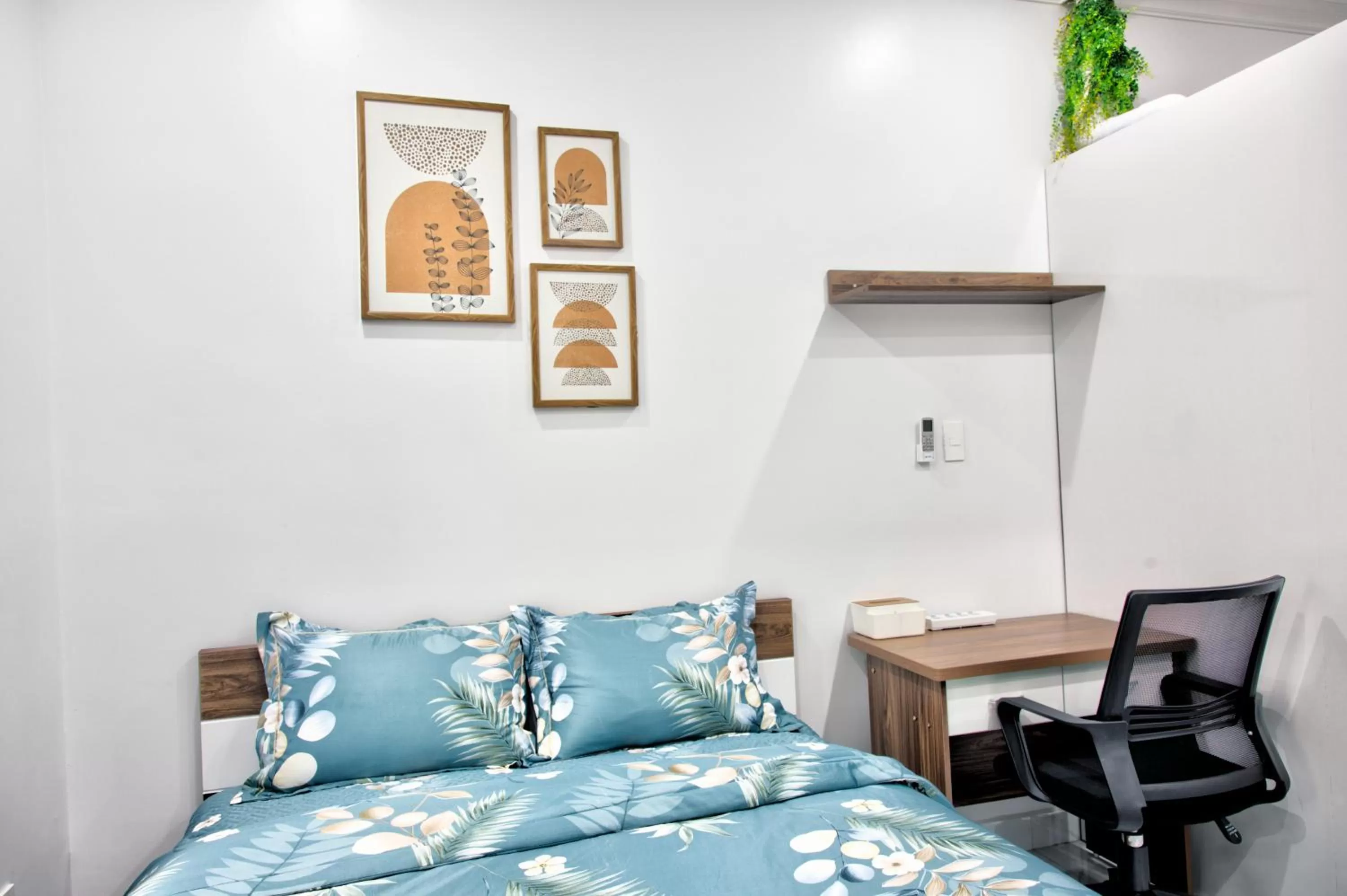 Bed in The Flamboyant #StayWork Vinhomes Marina