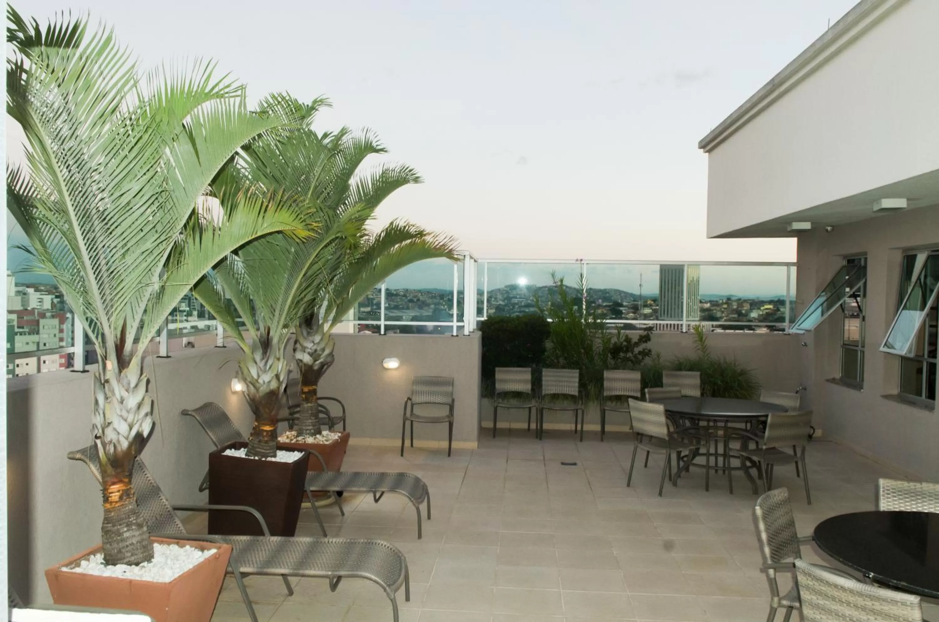 Balcony/Terrace, Restaurant/Places to Eat in Ímpar Suítes Cidade Nova