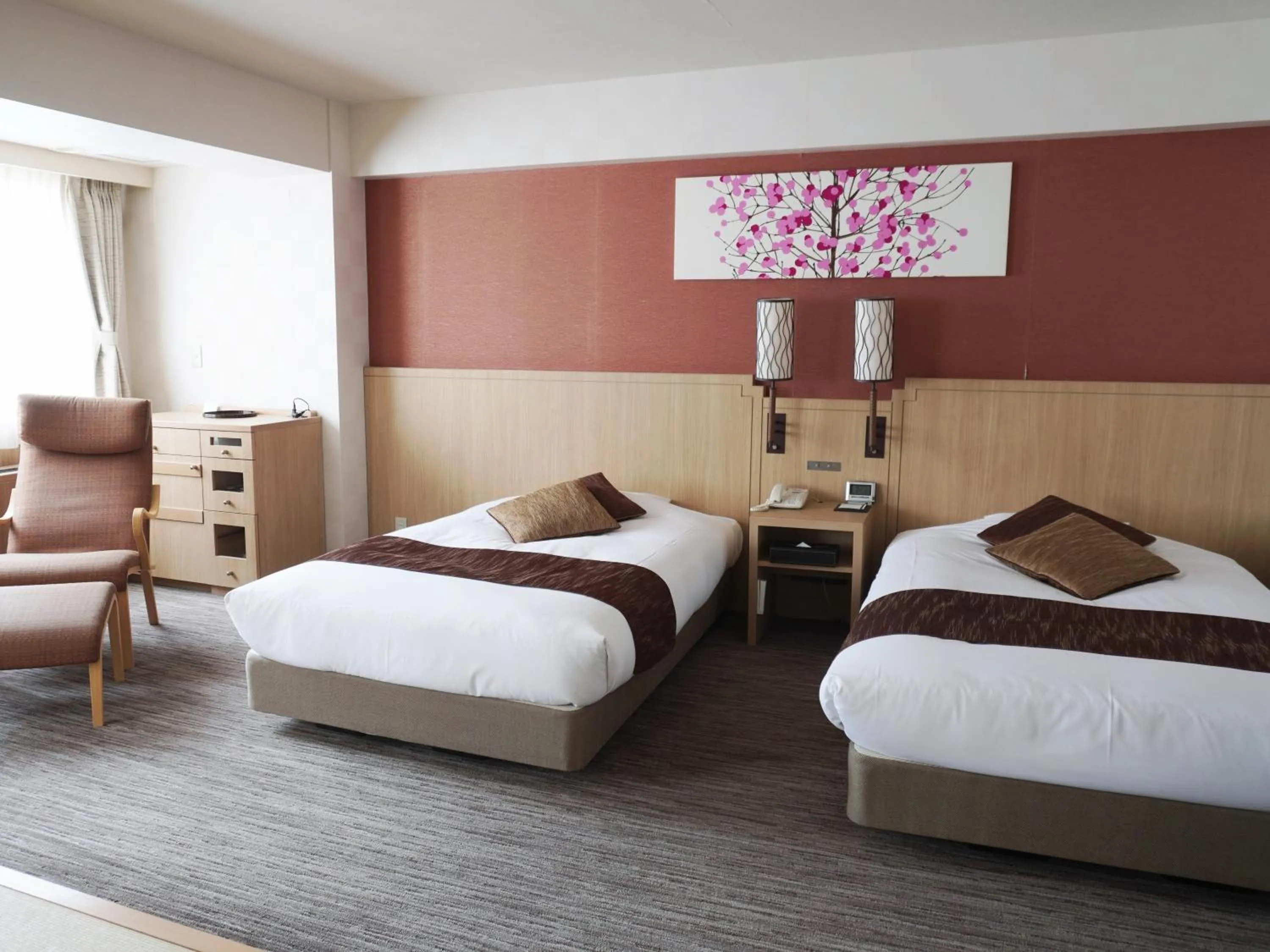 Photo of the whole room, Bed in Yumoto Noboribetsu