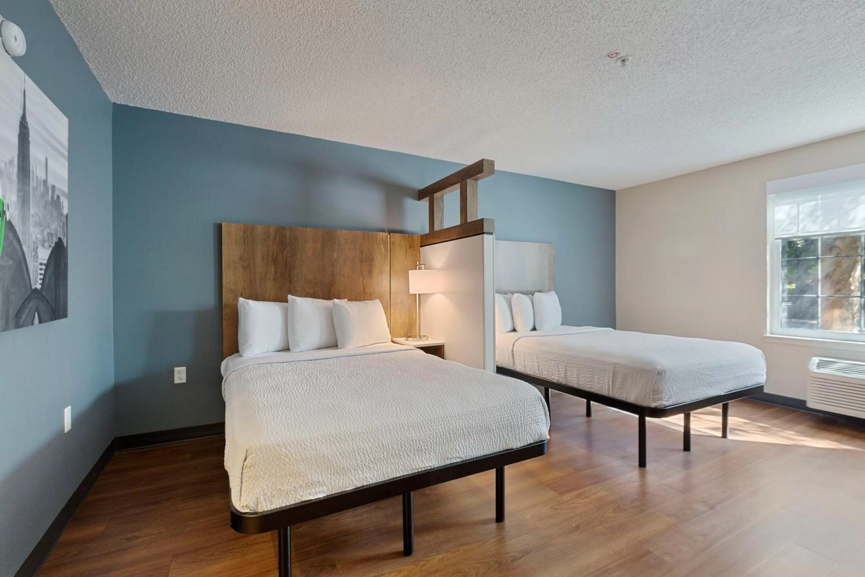 Bed in Extended Stay America Suites - San Jose - Milpitas - McCarthy Ranch