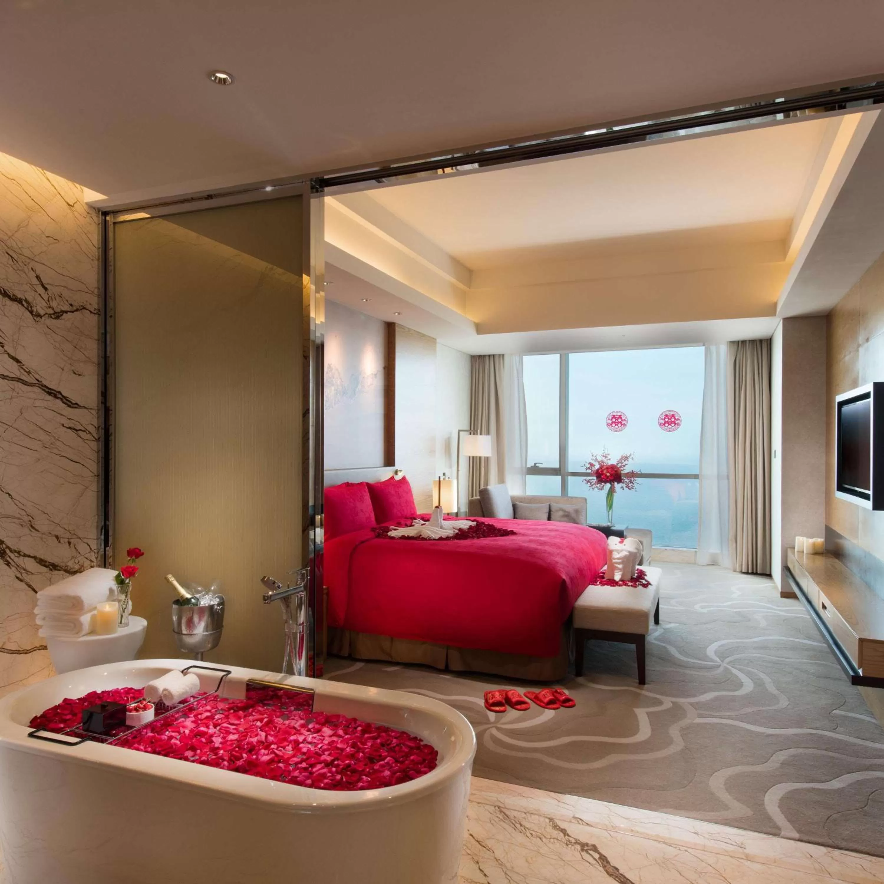 Bed in Hilton Yantai Golden Coast