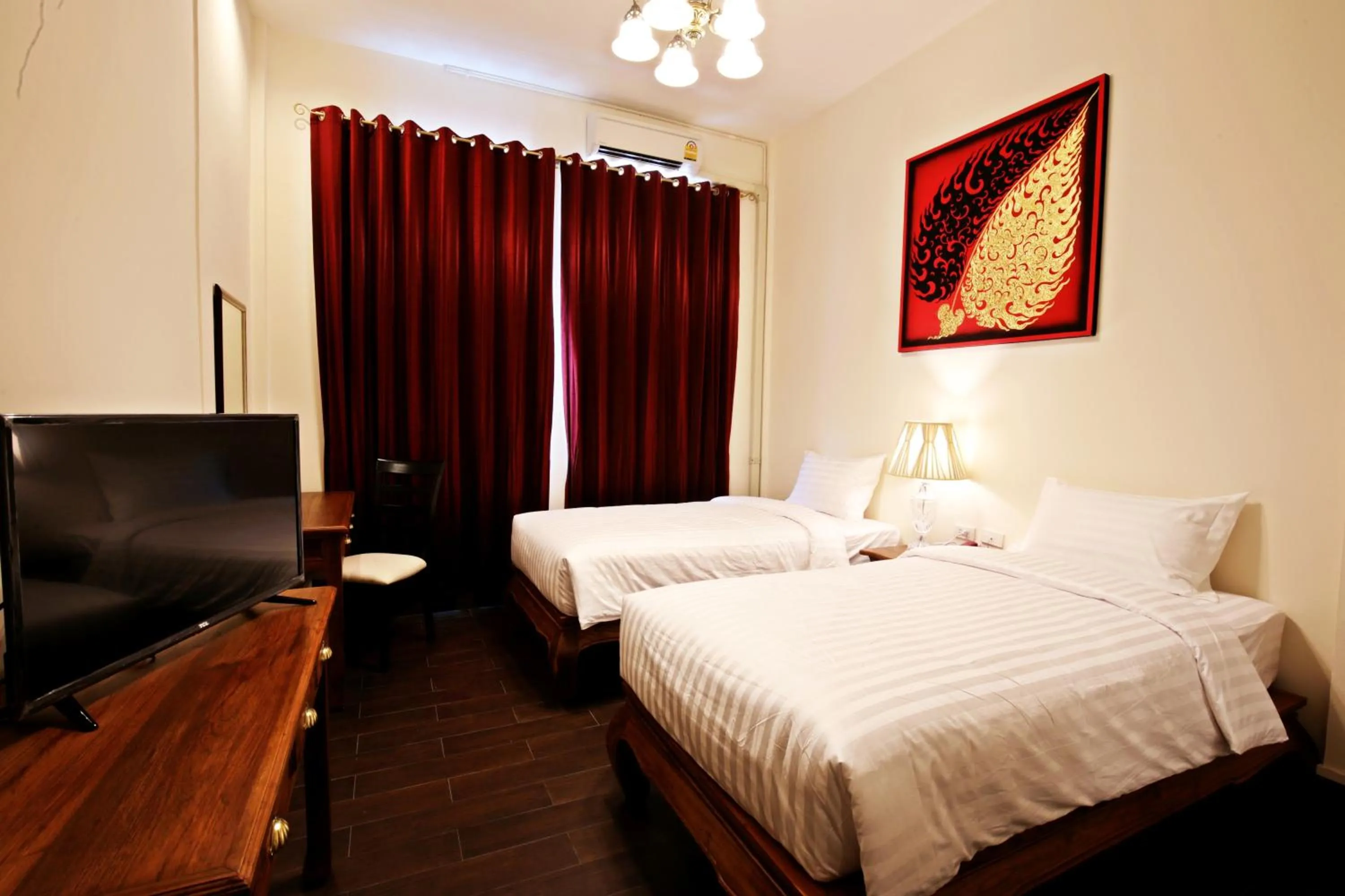 Photo of the whole room, Bed in The Myth - Sud Sathorn