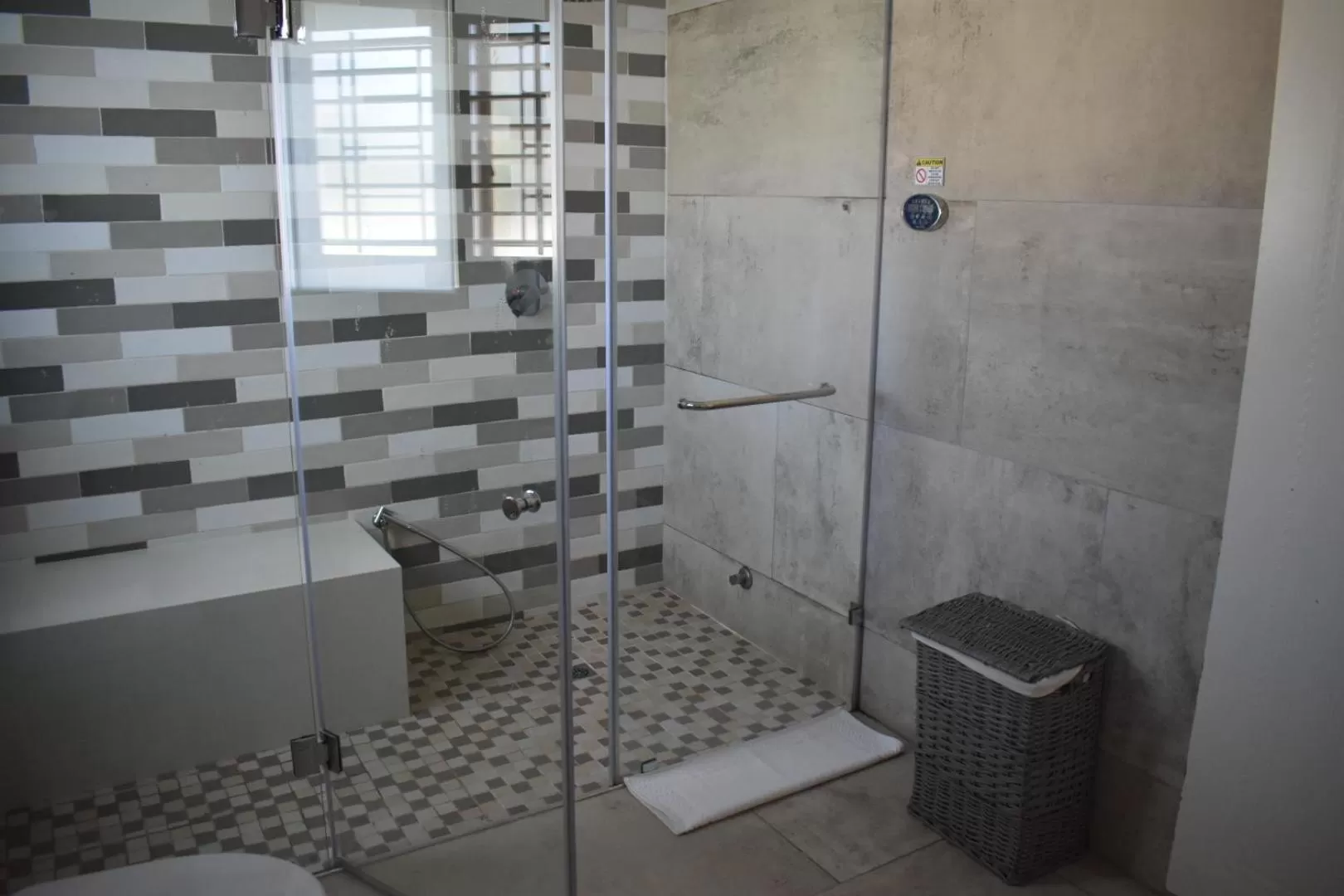 Shower in Soeteweide North B&B and Spa