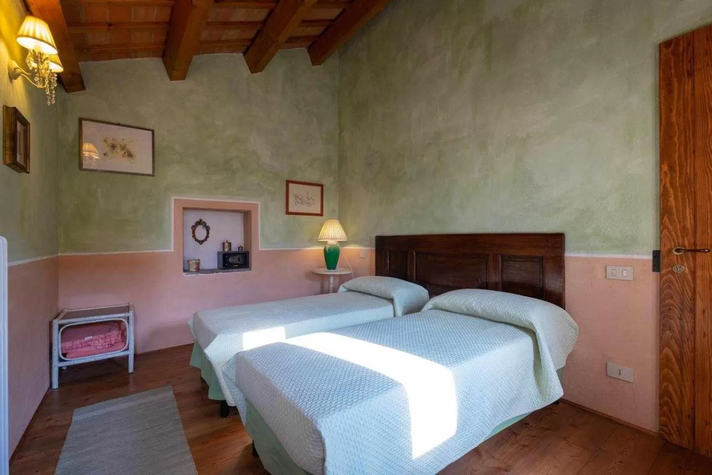 Bed in Rosalimone BeB