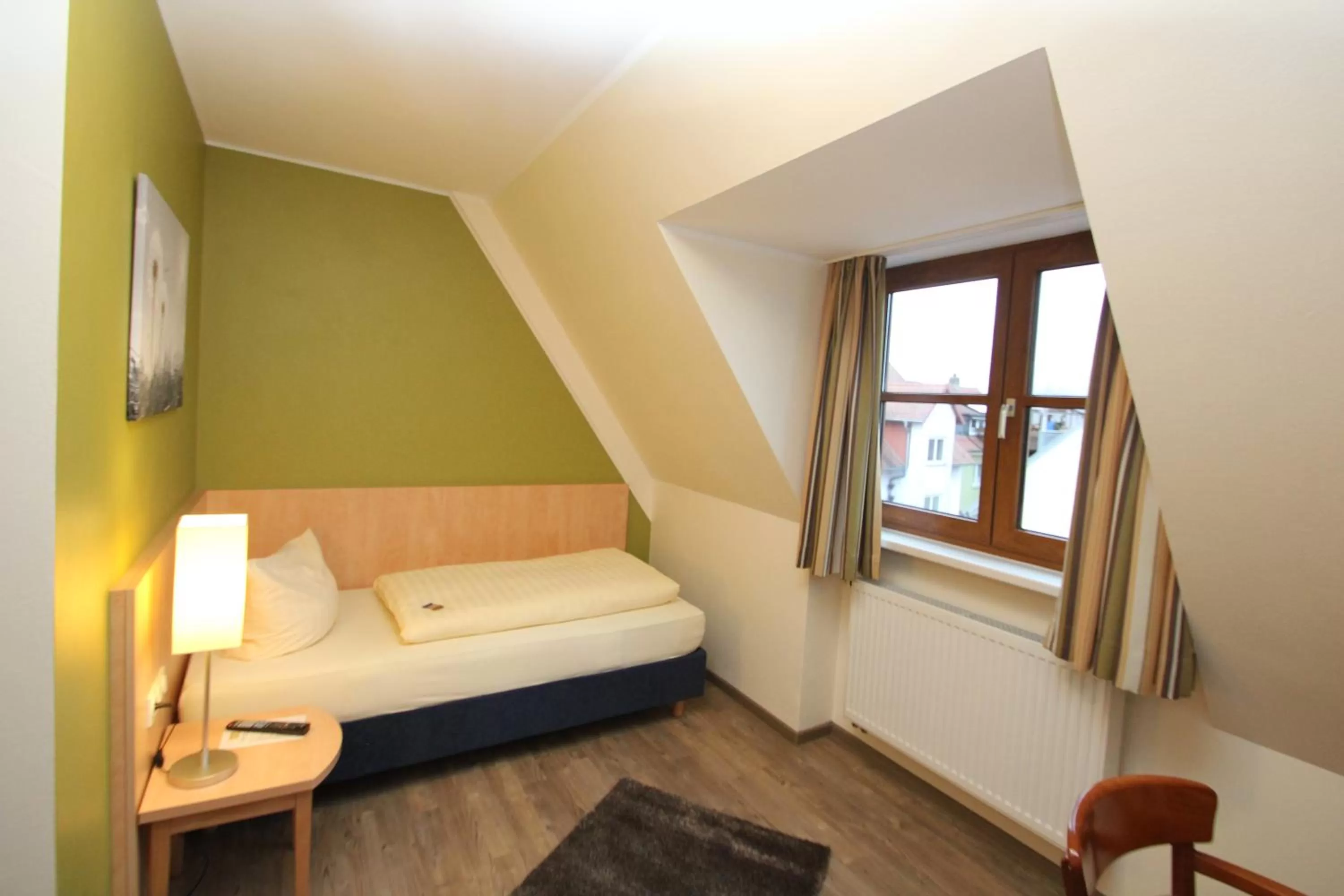 Photo of the whole room, Bed in Gasthof Weißes Roß