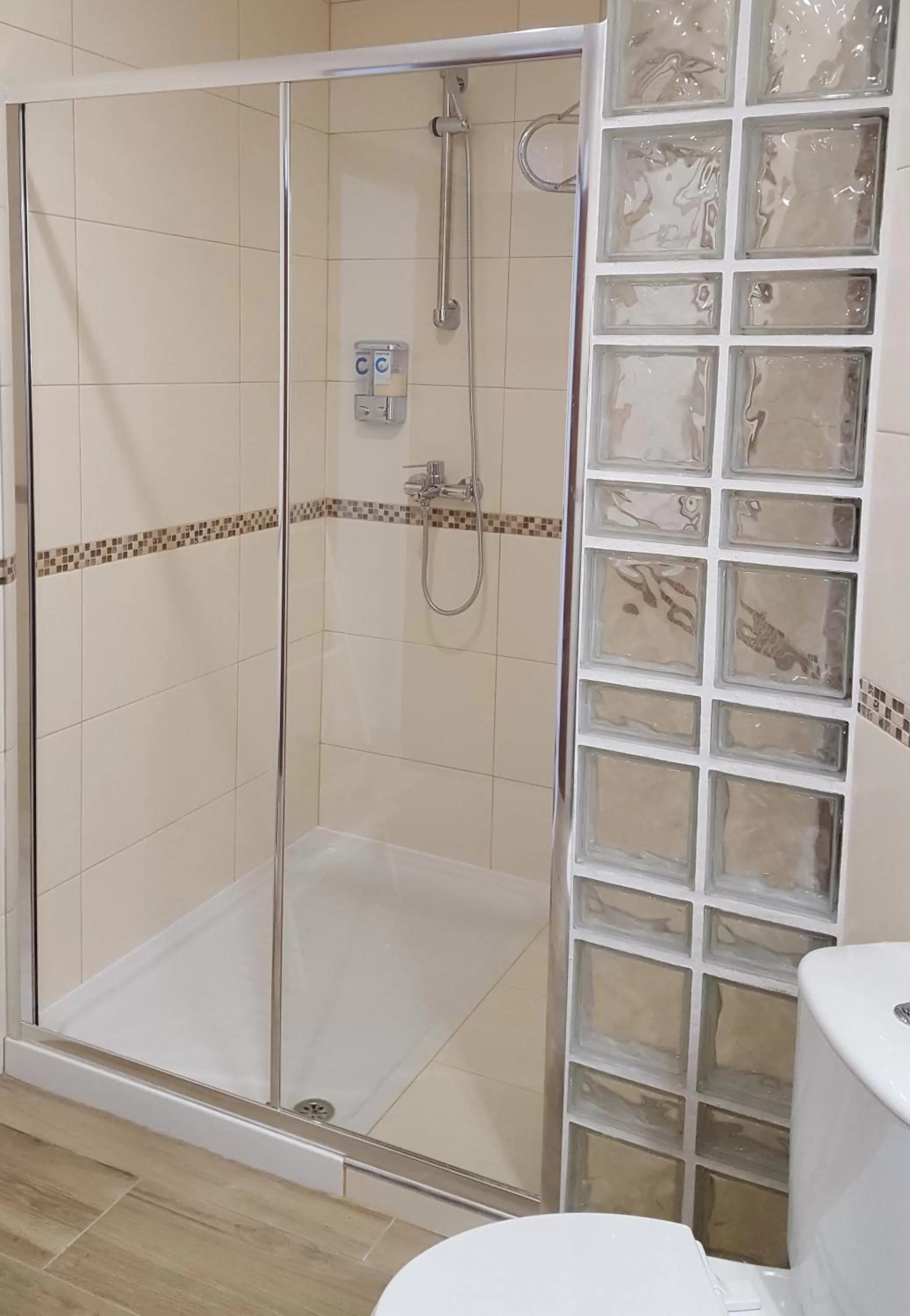 Bathroom in Quinta Nova Relax & Spa - Vale del Rey