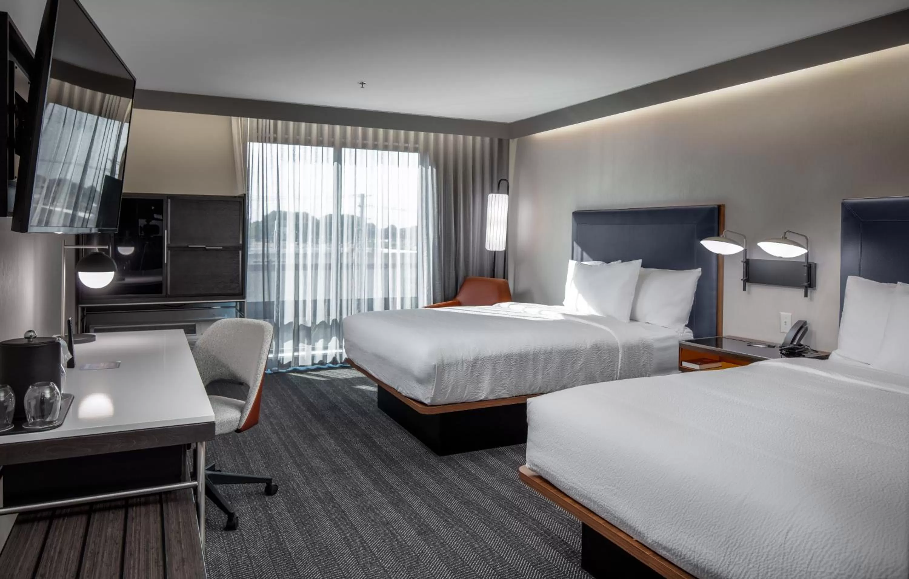 Bed in Courtyard by Marriott Conway