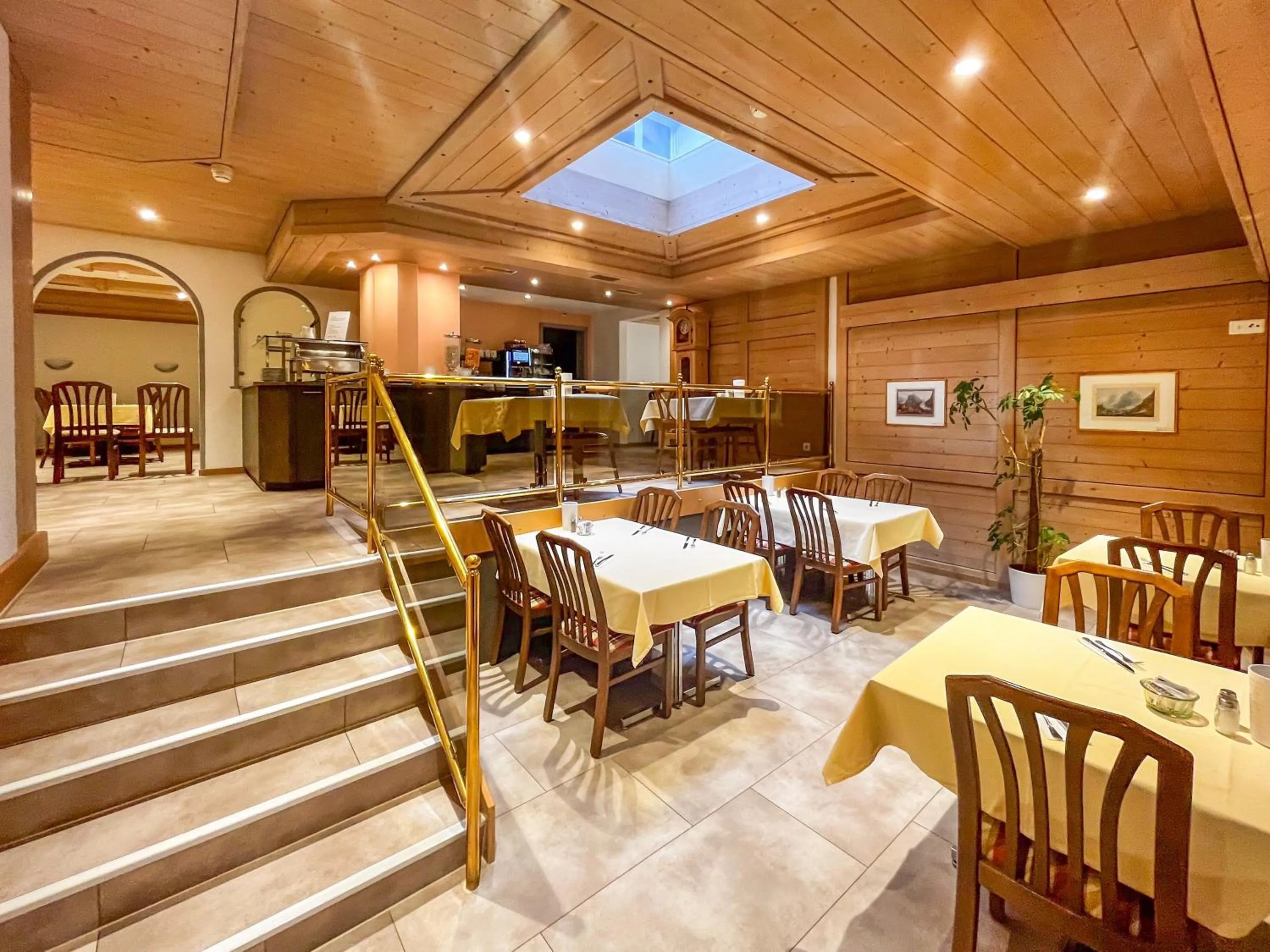 Buffet breakfast in Hotel Grindelwalderhof