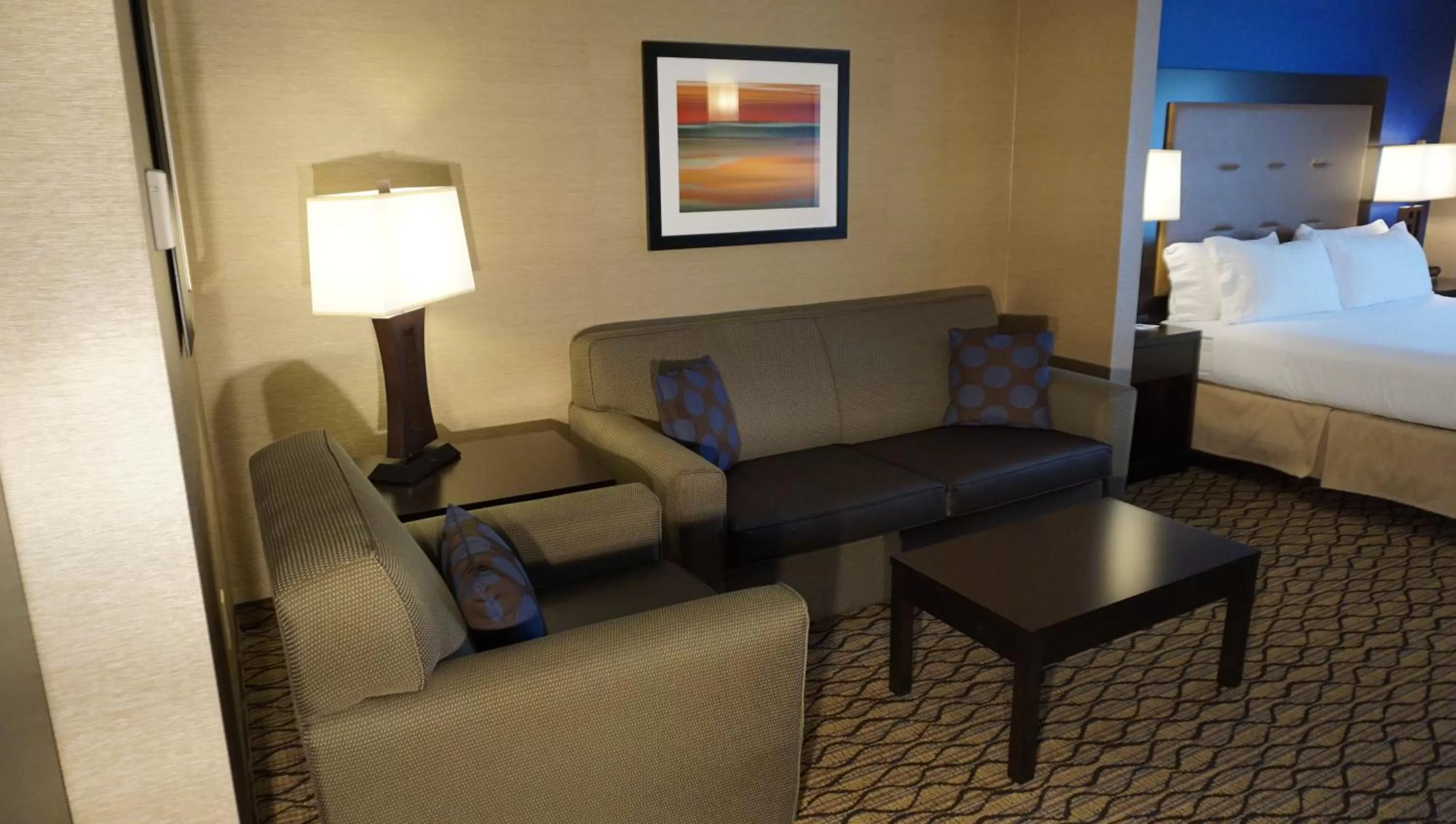 Bedroom, Bed in Holiday Inn Express & Suites Gibson by IHG