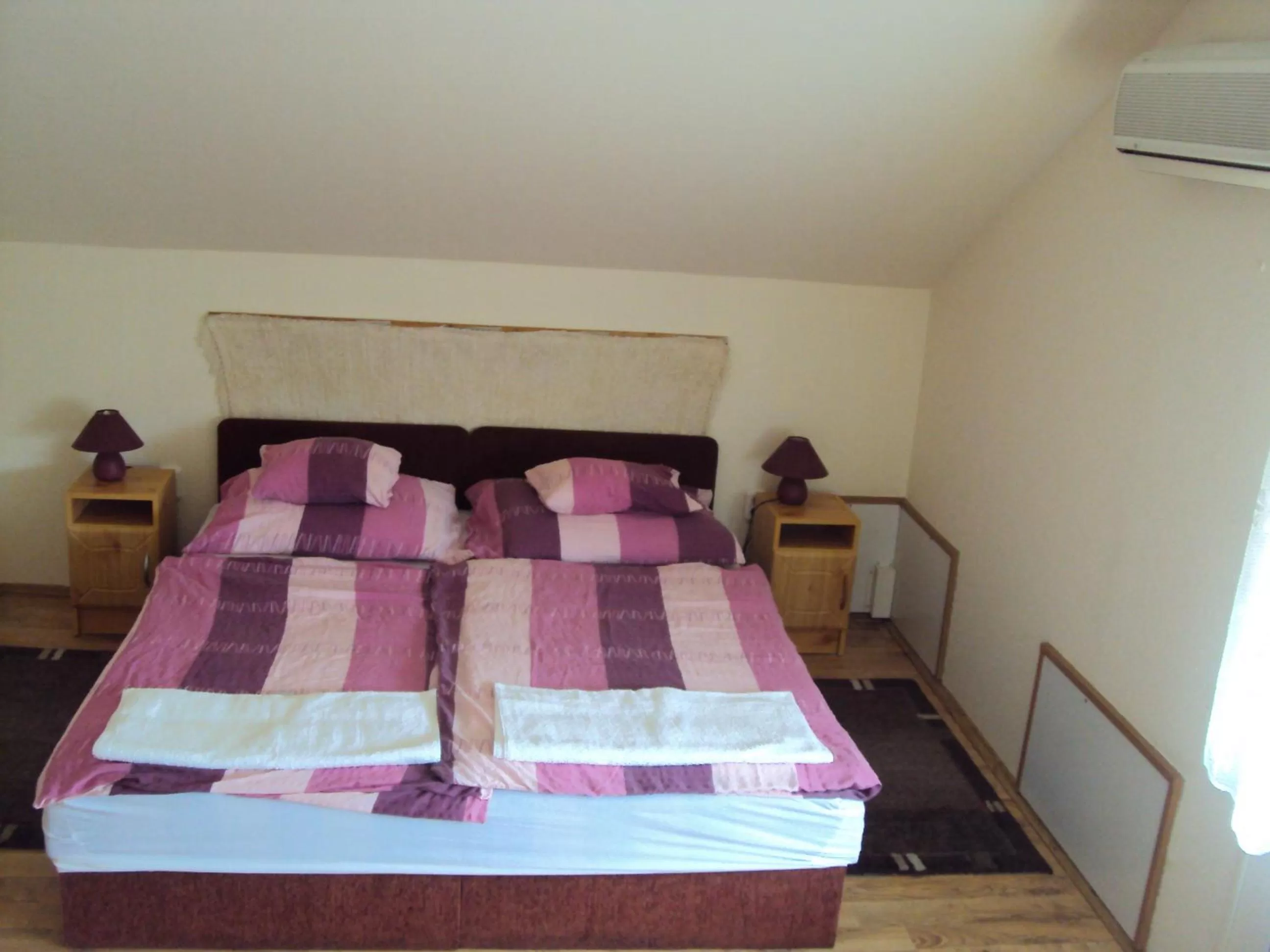 Triple Room in Lila Akác Vendégház Esztergom
