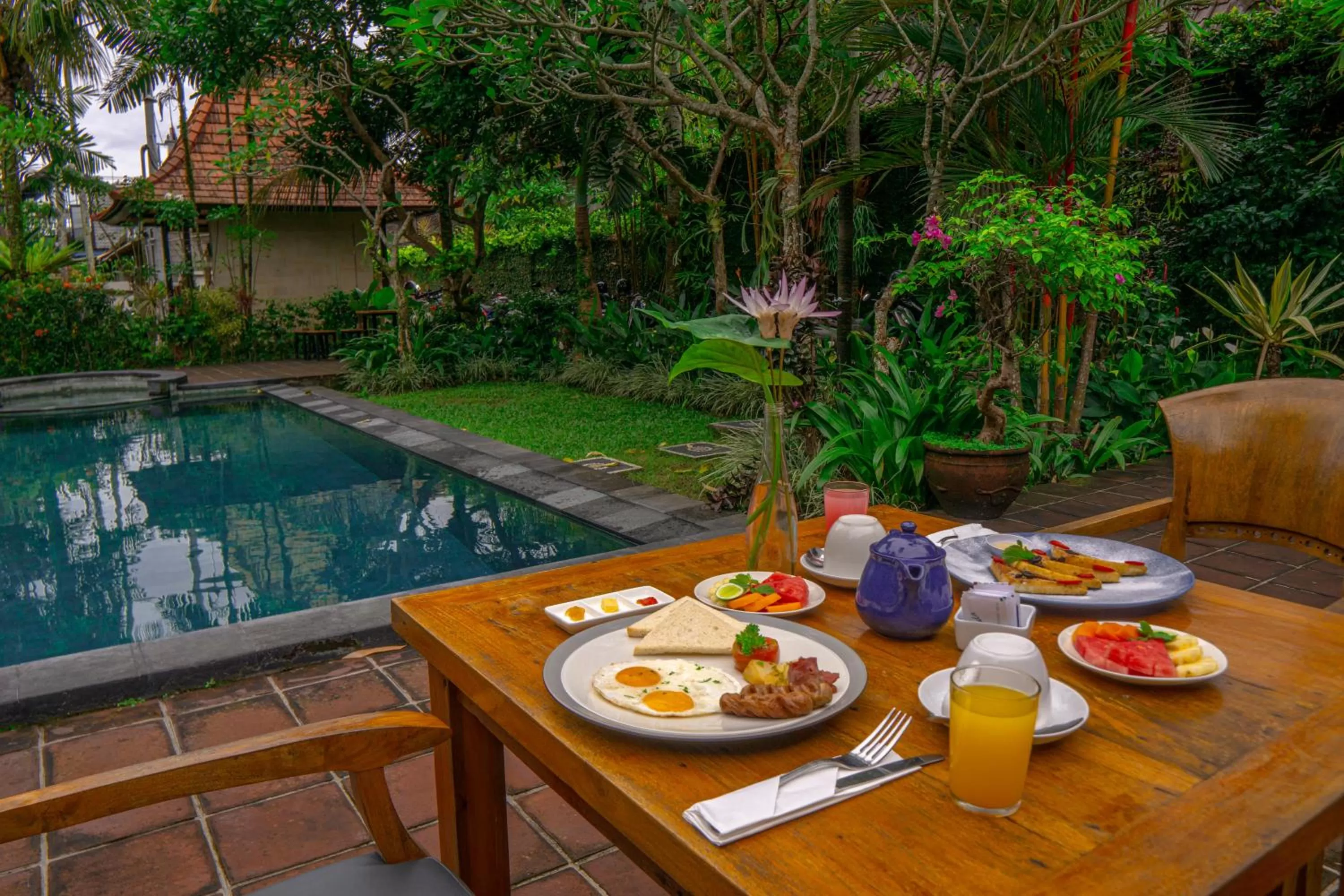 American breakfast in Artini Bisma Ubud Hotel