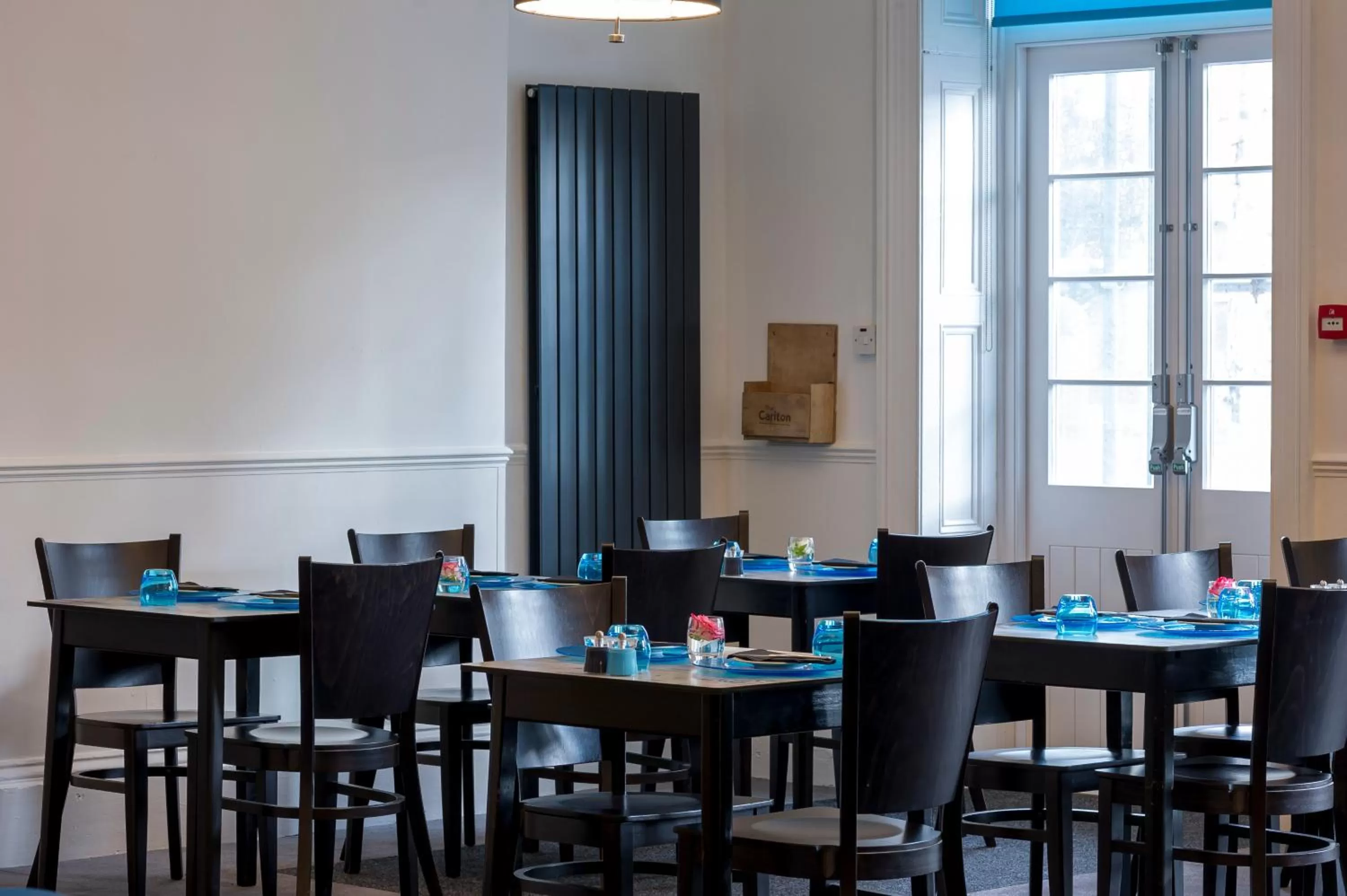 Restaurant/places to eat in Carlton Hotel