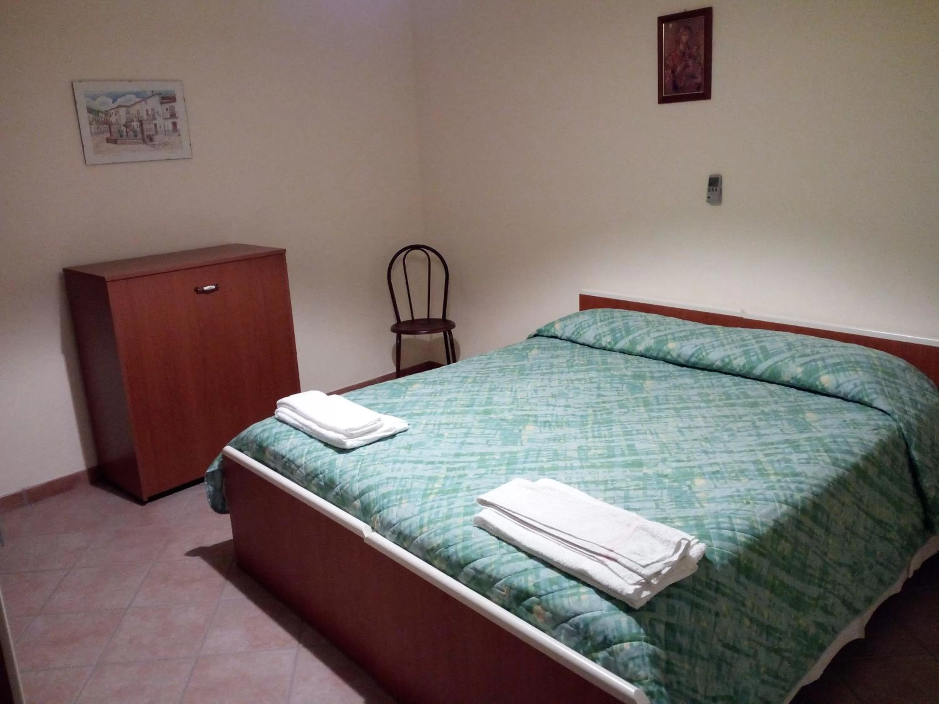 Photo of the whole room, Bed in Albergo Ristorante Pizzeria Del Viale
