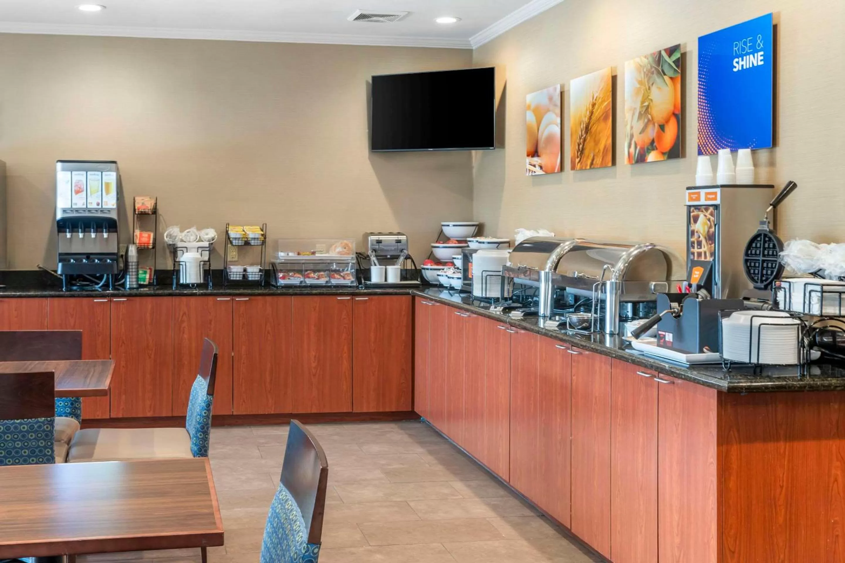 Breakfast in Comfort Inn & Suites Blytheville