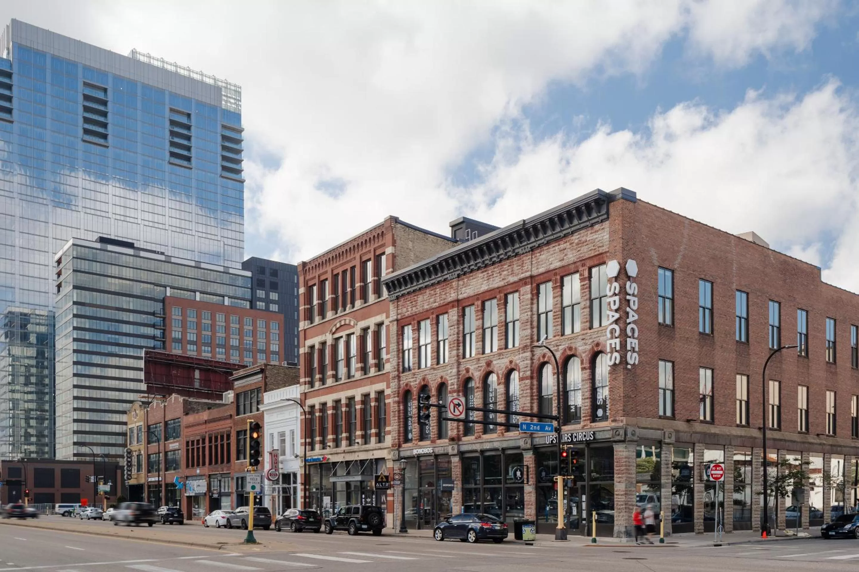 Property Building in Sonder at SECOND & SECOND