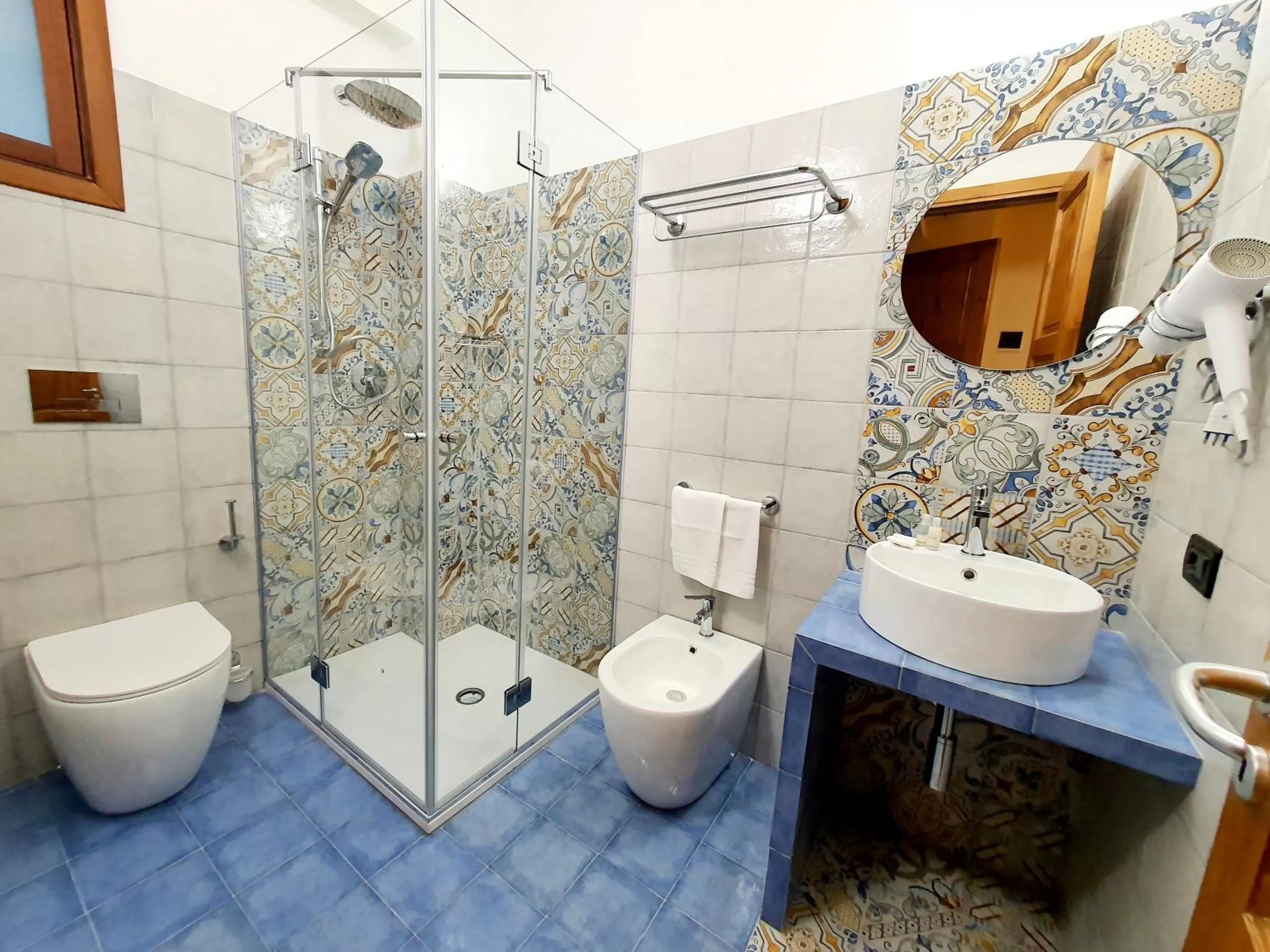 Bathroom in Hotel Cala Marina