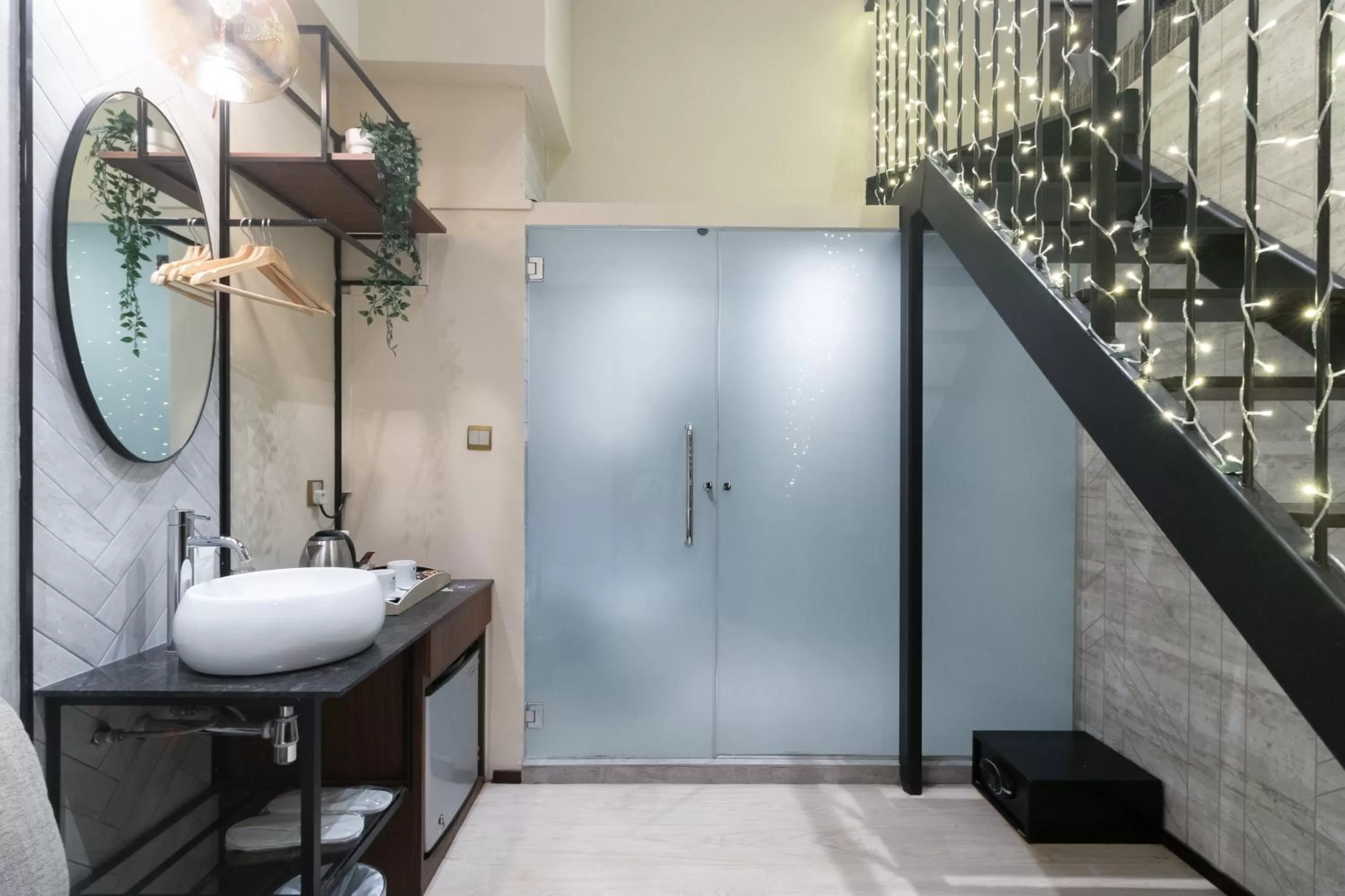 Living room in Harbour Ville Hotel - Hamilton