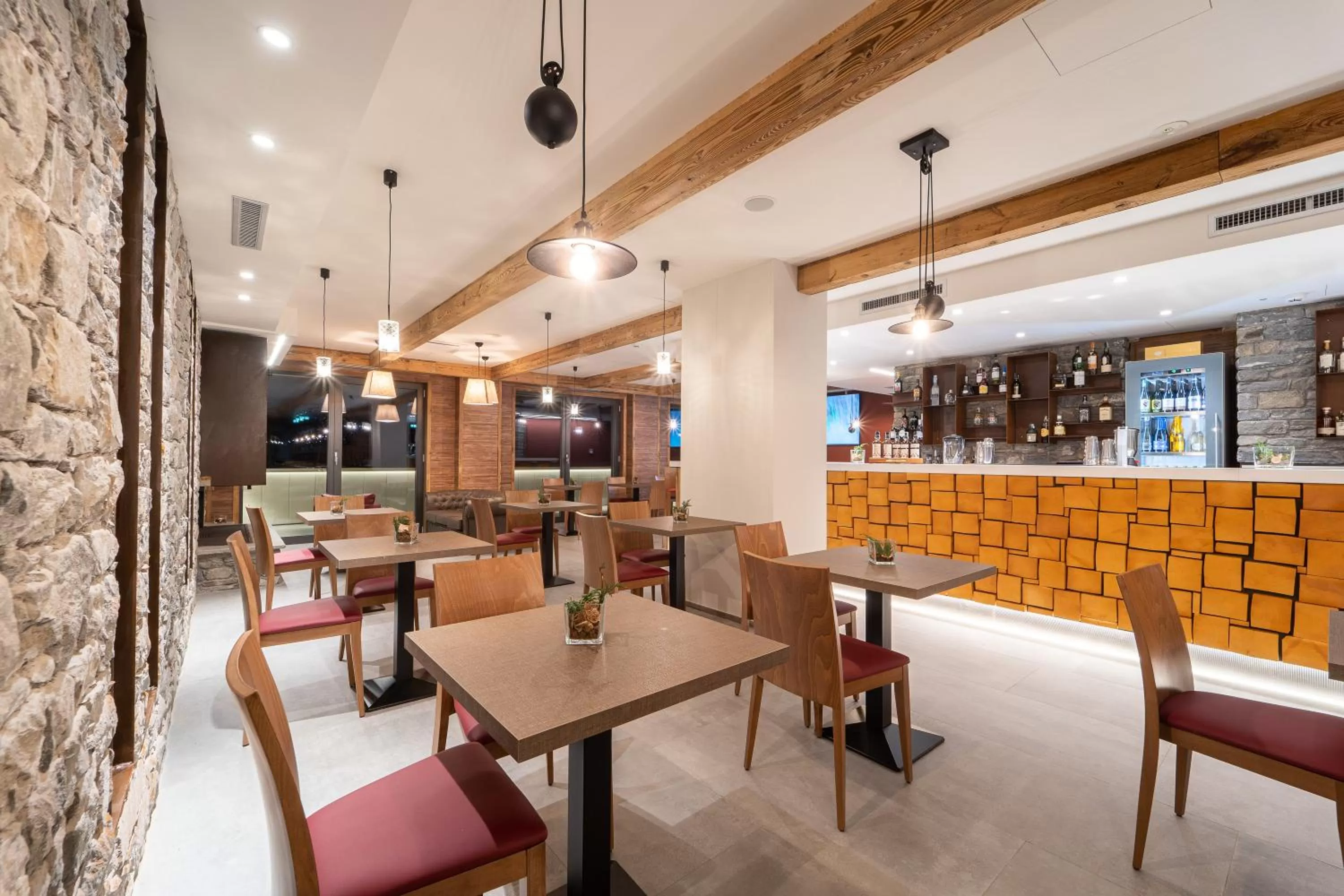 Lounge or bar in TH Courmayeur