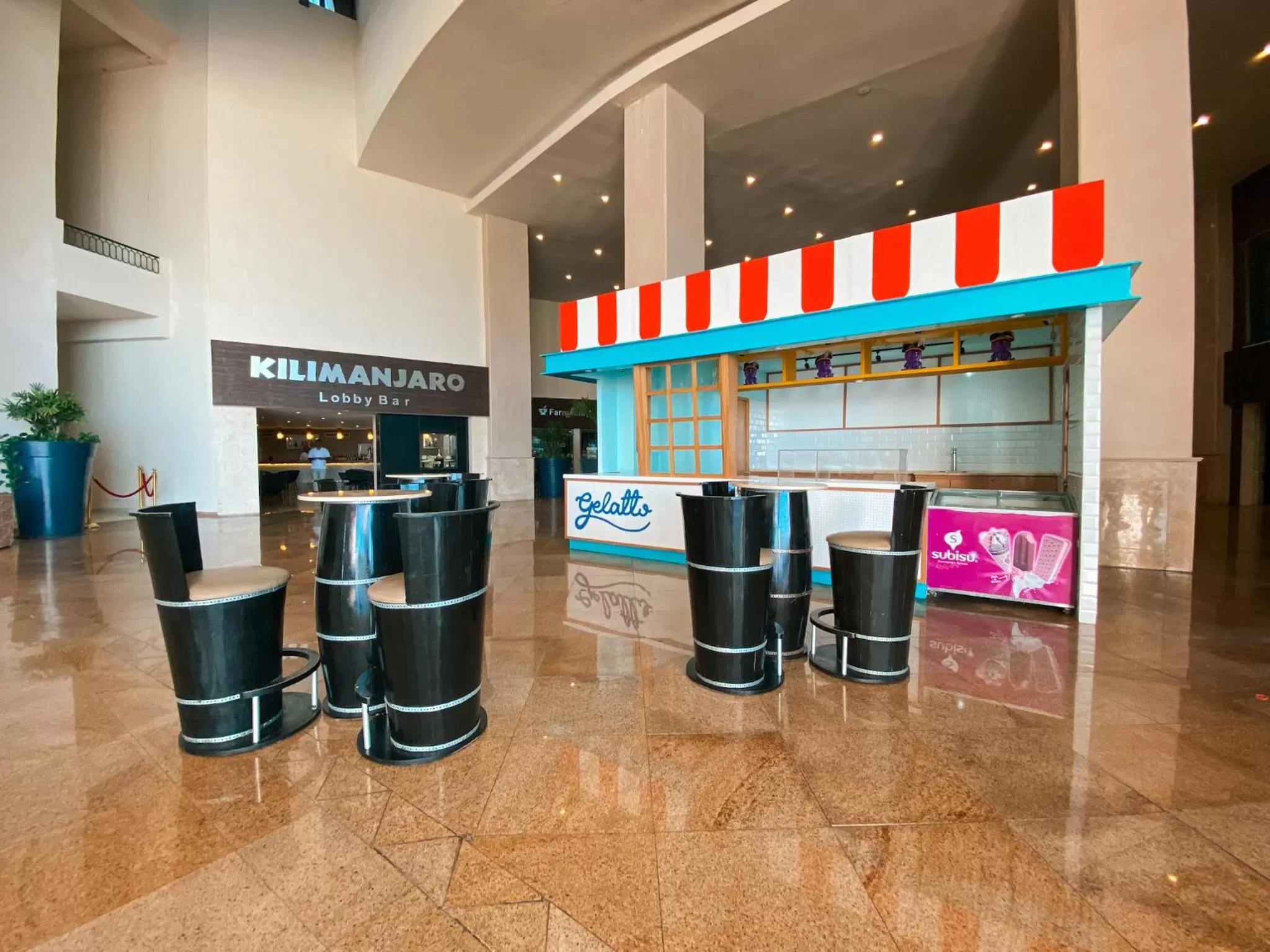 Lounge or bar in Seadust Cancun Family Resort - All Inclusive