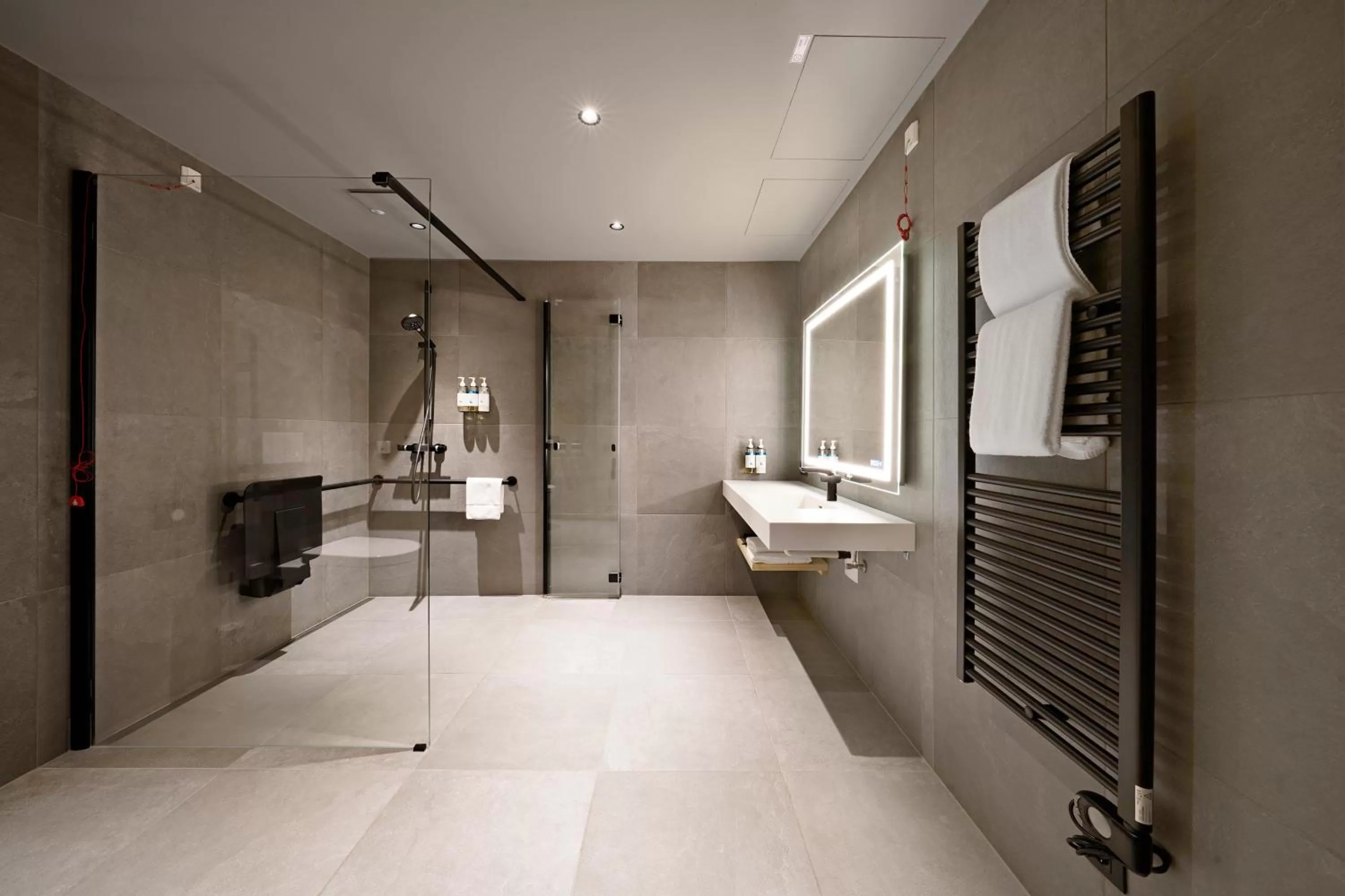 Shower in Numa Vienna Wood