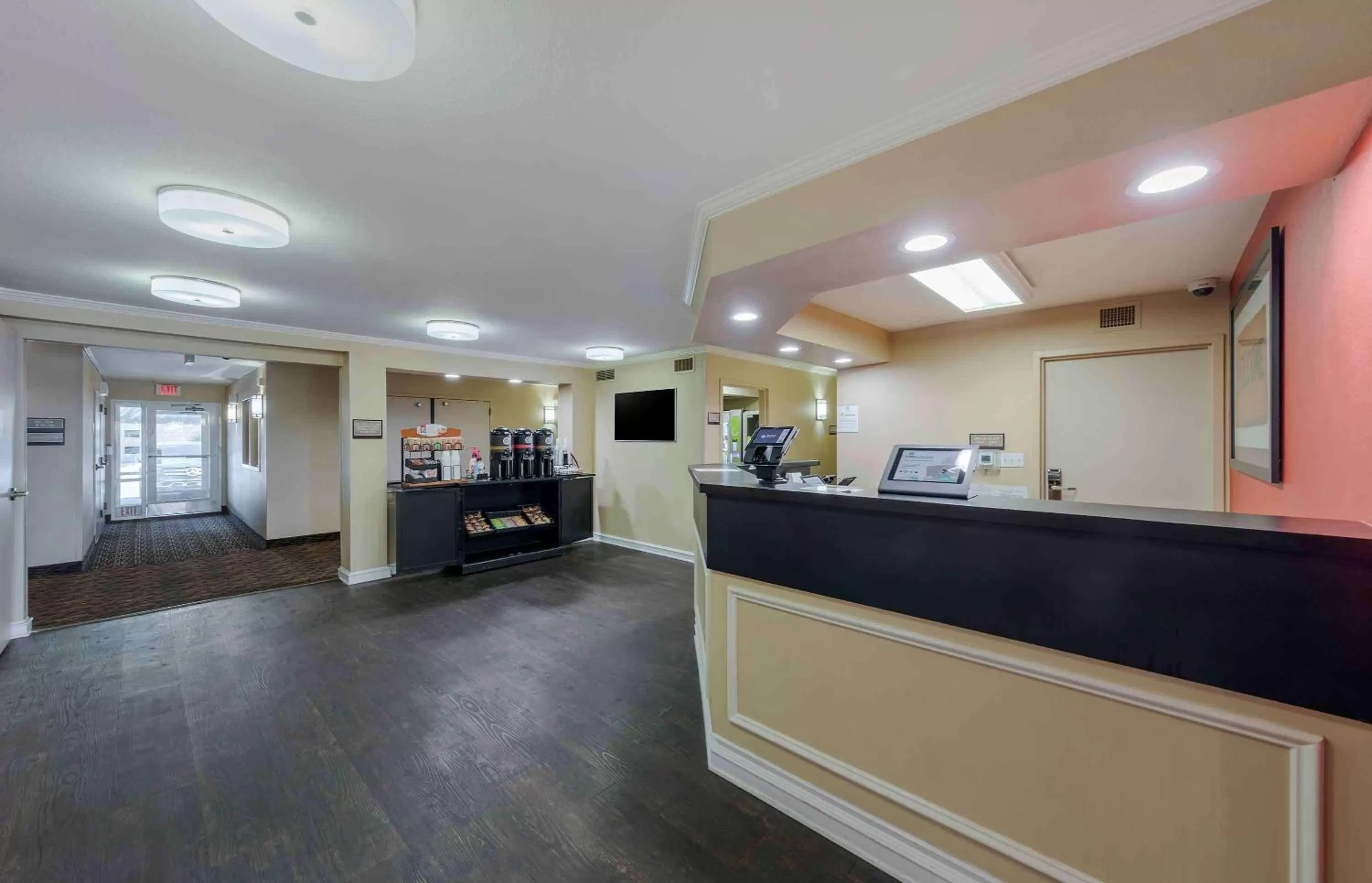 Lobby or reception in Extended Stay America Suites - Los Angeles - Glendale