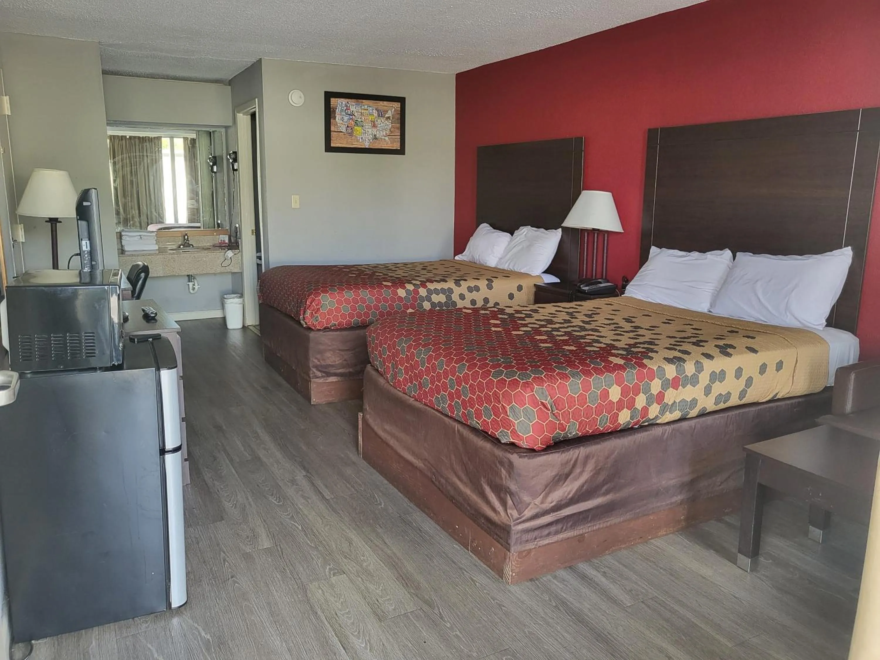 Photo of the whole room, Bed in Econolodge