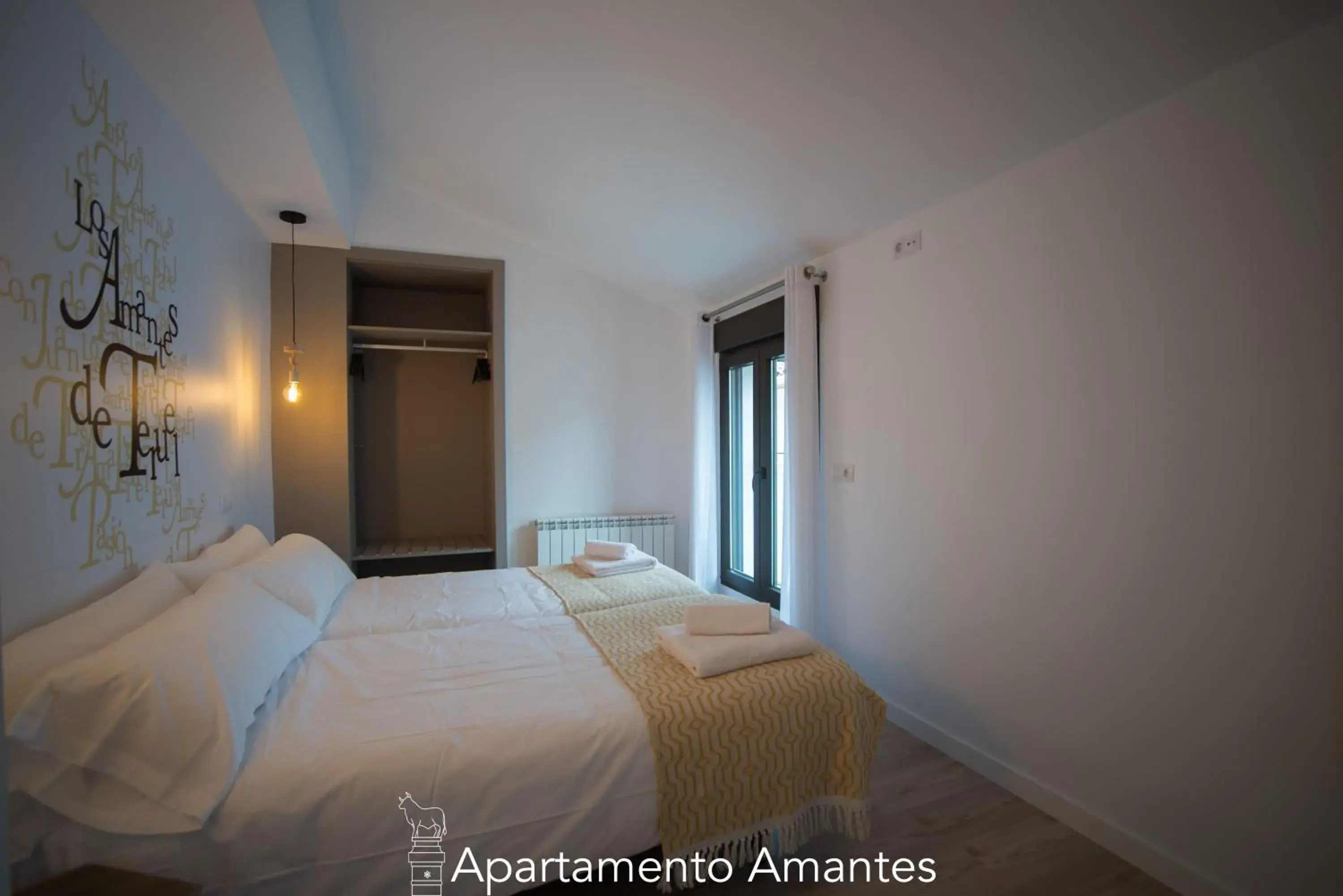 Apartment with Shower in Apartamentos Plaza del Torico Teruel Apartment with Shower in Apartamentos Plaza del Torico Teruel