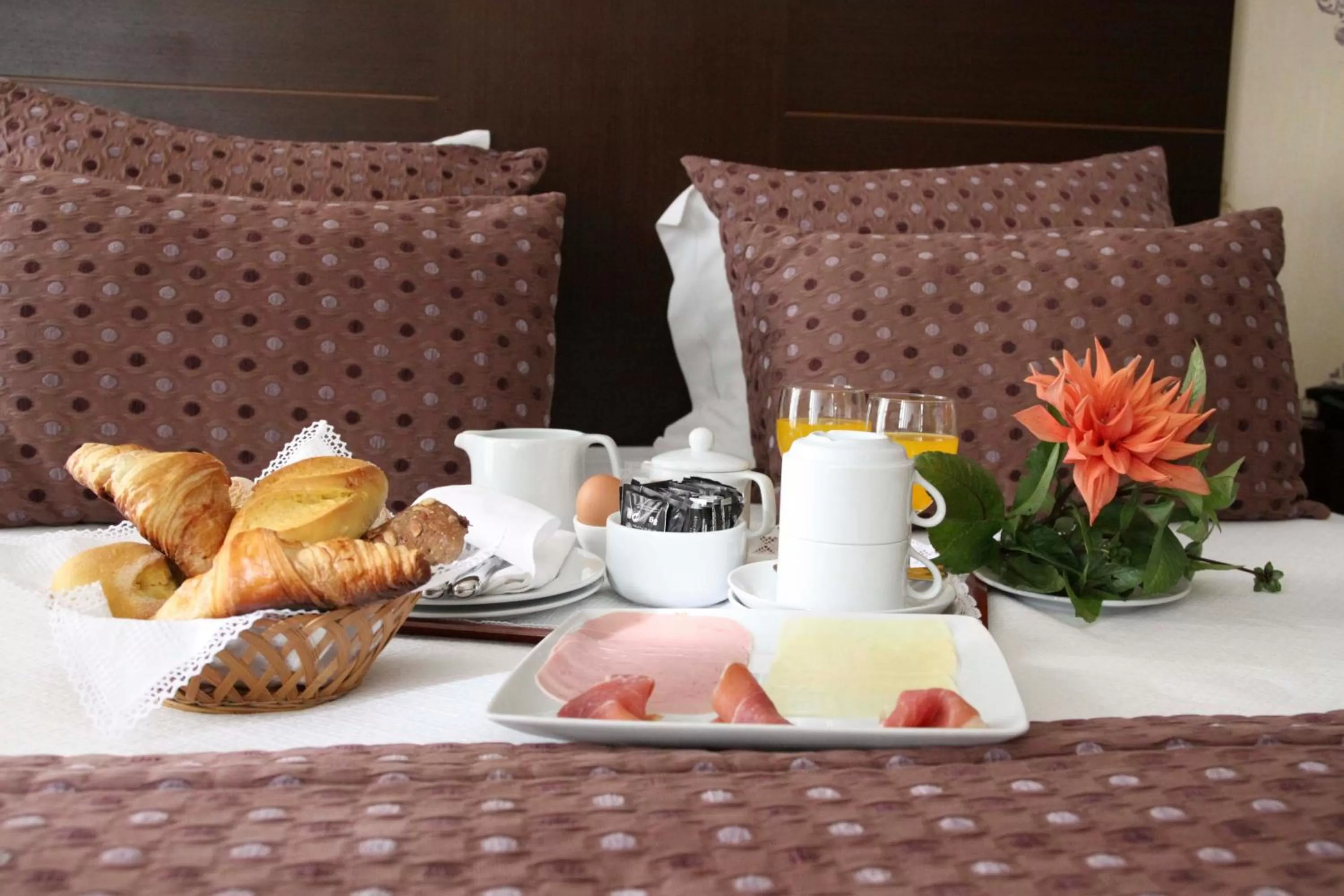 Food and drinks in Hotel As Americas