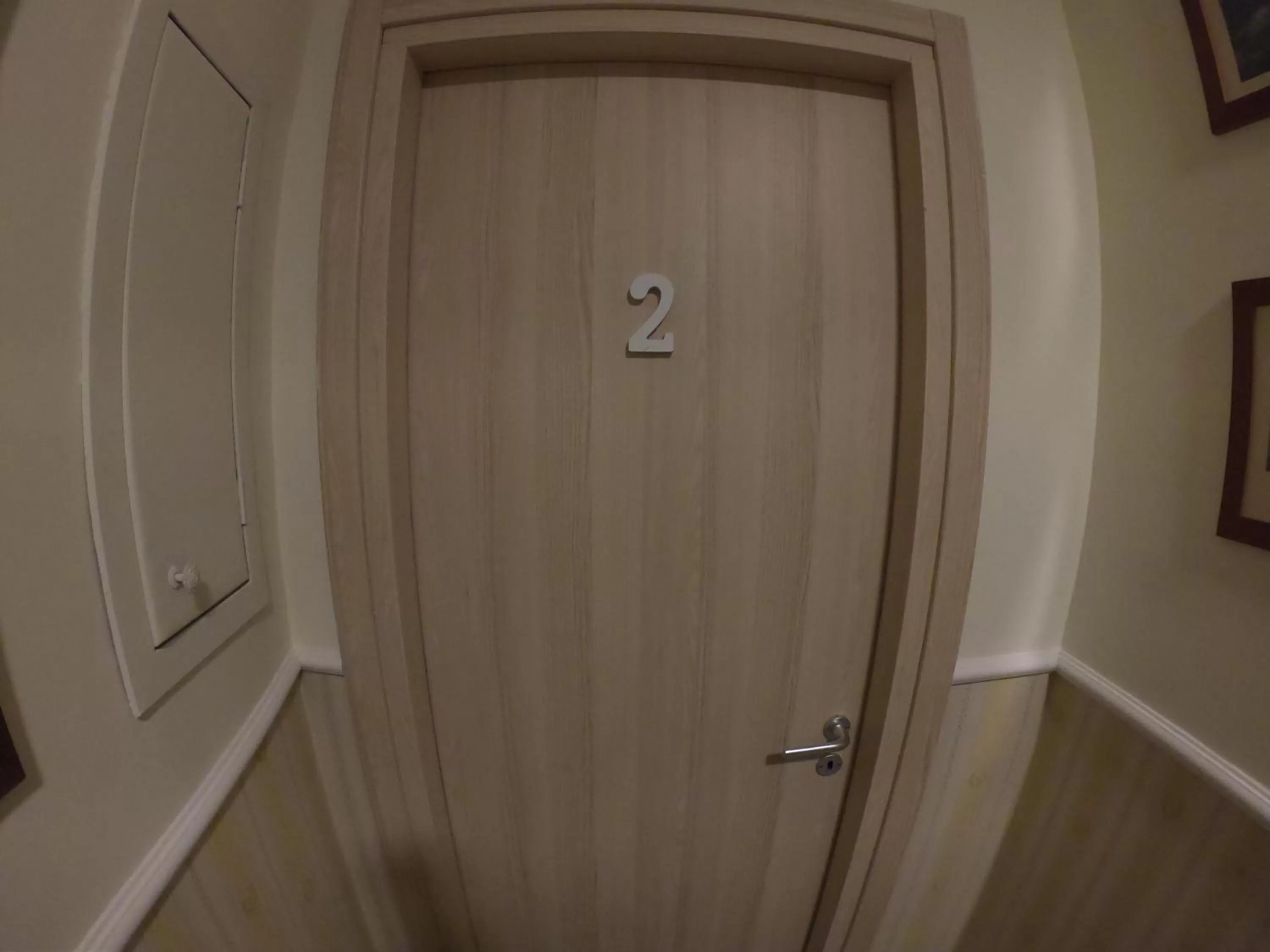 Logo/Certificate/Sign in B&B 248