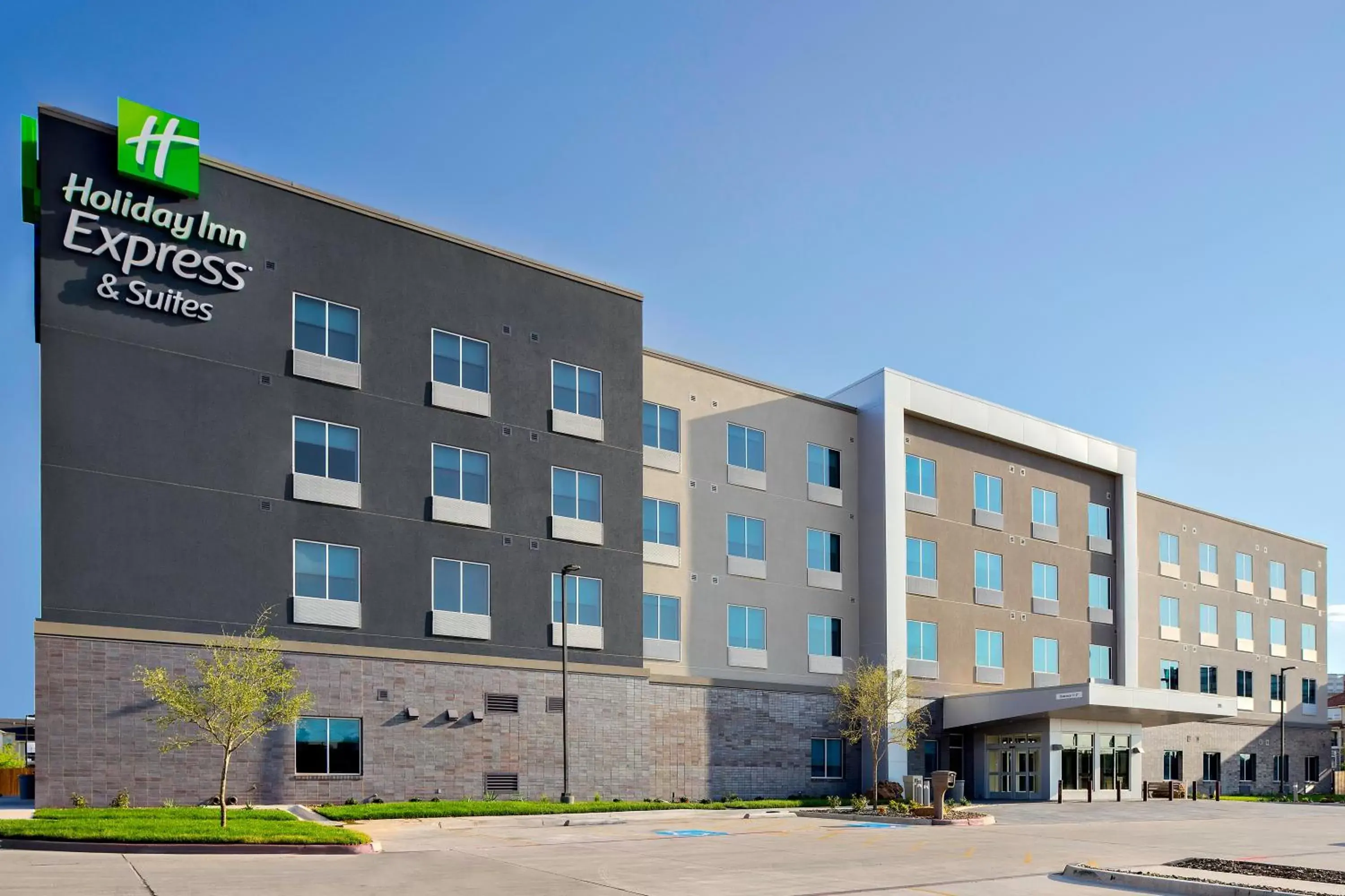Holiday Inn Express & Suites Lubbock Central - Univ Area by IHG Holiday Inn Express & Suites Lubbock Central - Univ Area by IHG