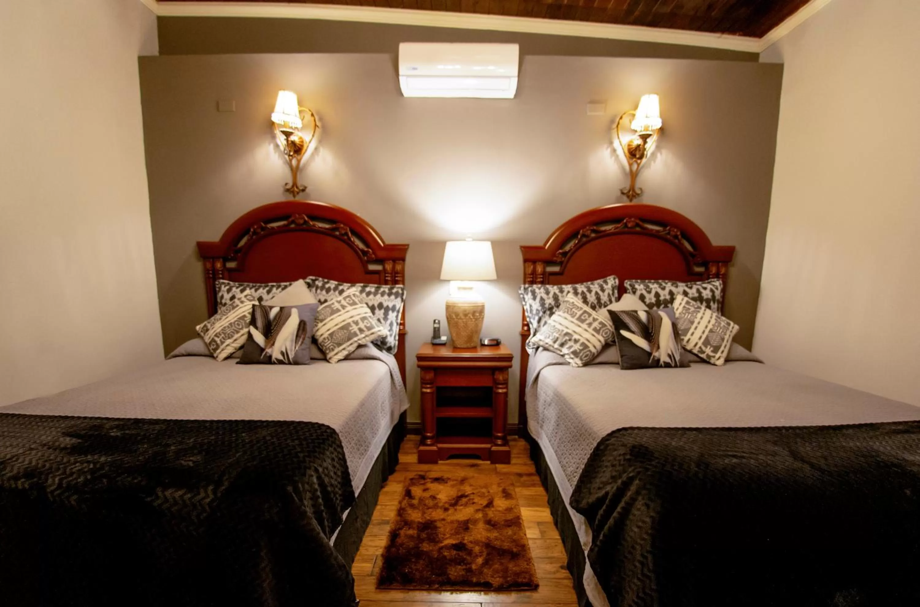 Bedroom in Hotel La Catedral